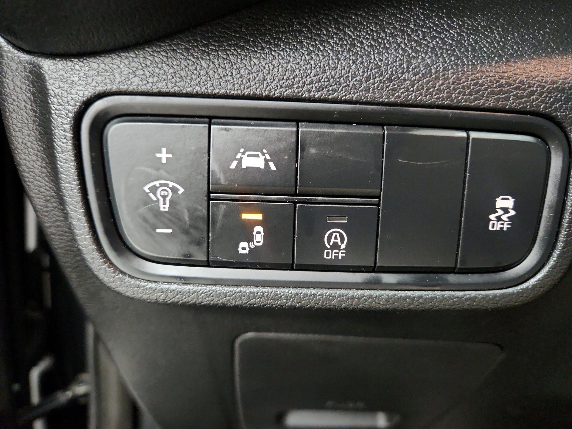 Thumbnail: 2020 Kia Soul - 13