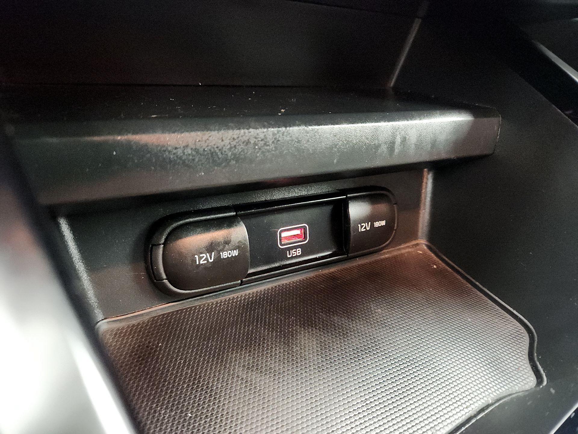 Thumbnail: 2020 Kia Soul - 18