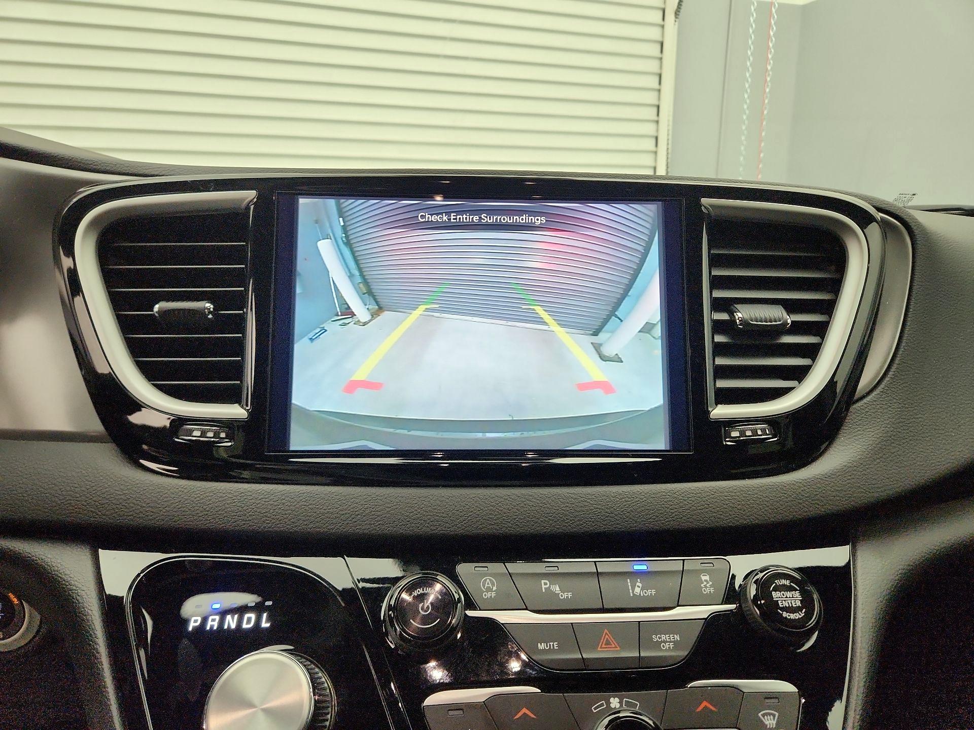 Thumbnail: 2025 Chrysler Pacifica - 14