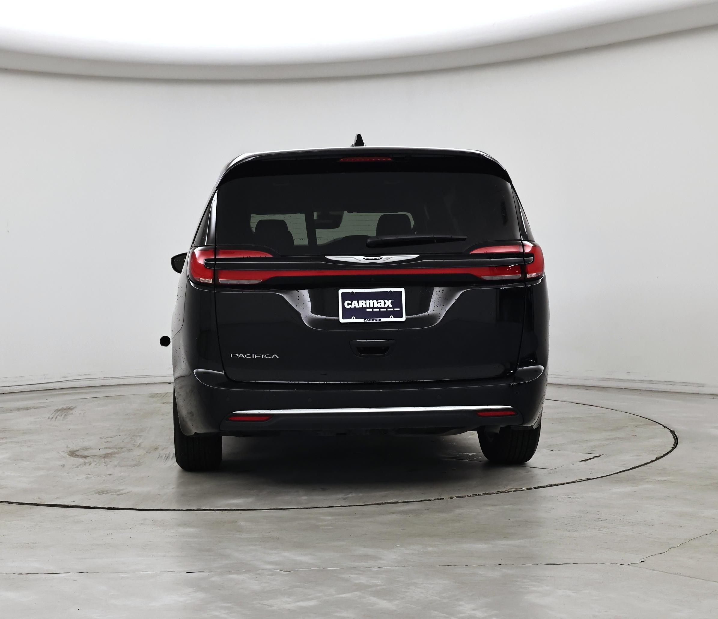 Thumbnail: 2025 Chrysler Pacifica - 6