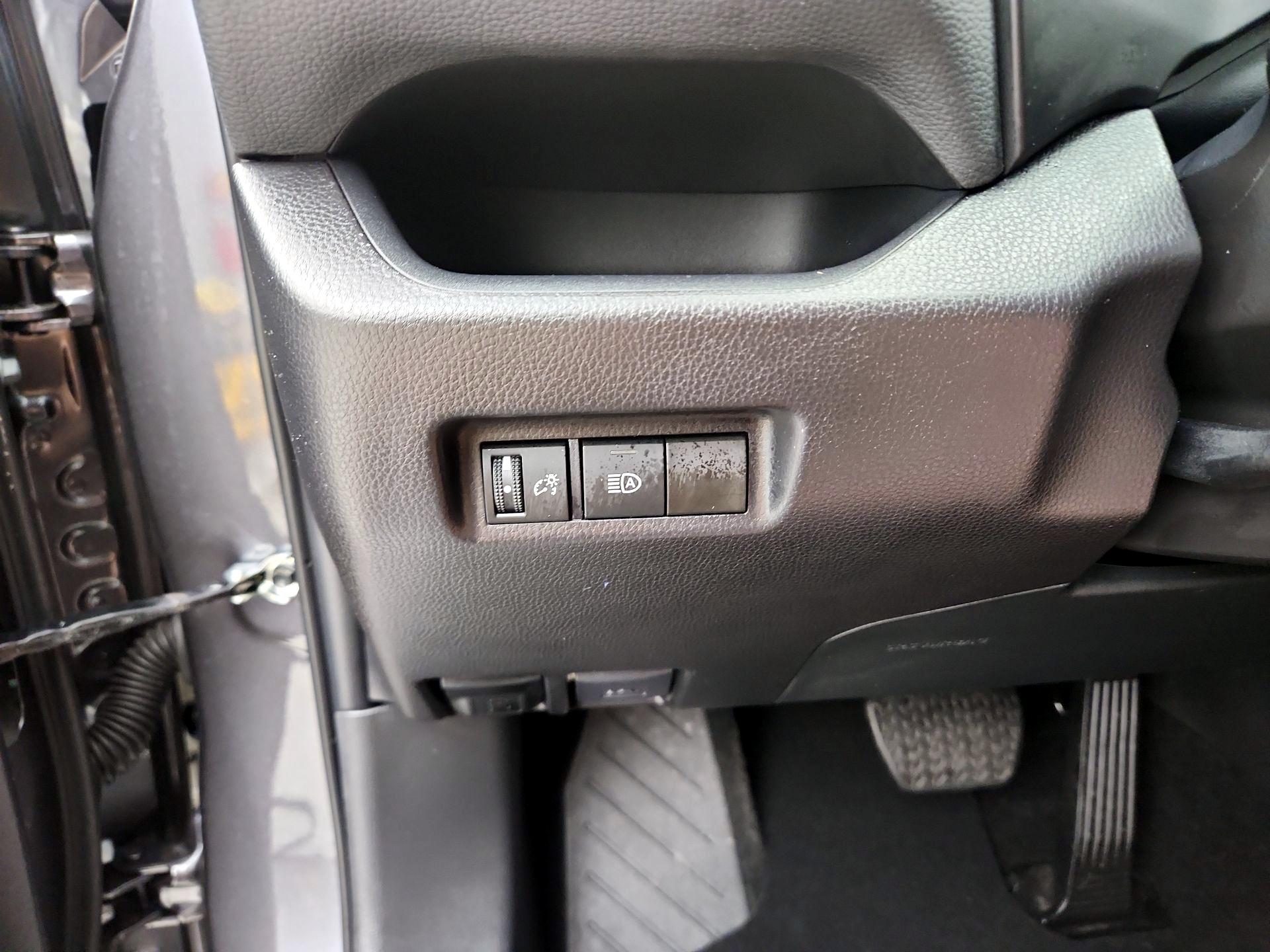 Thumbnail: 2025 Toyota RAV4 - 13