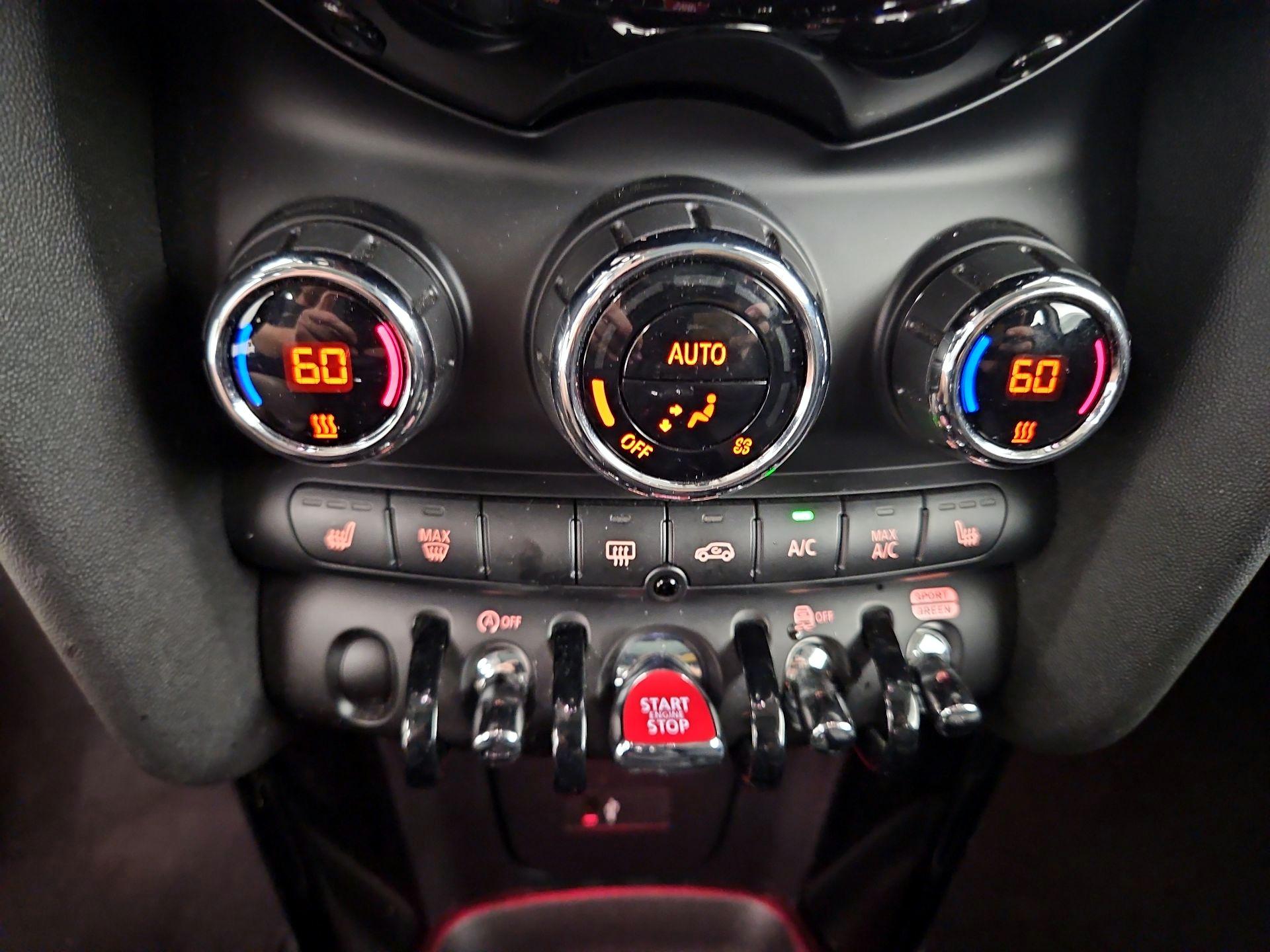 Thumbnail: 2021 MINI Cooper Hardtop - 16