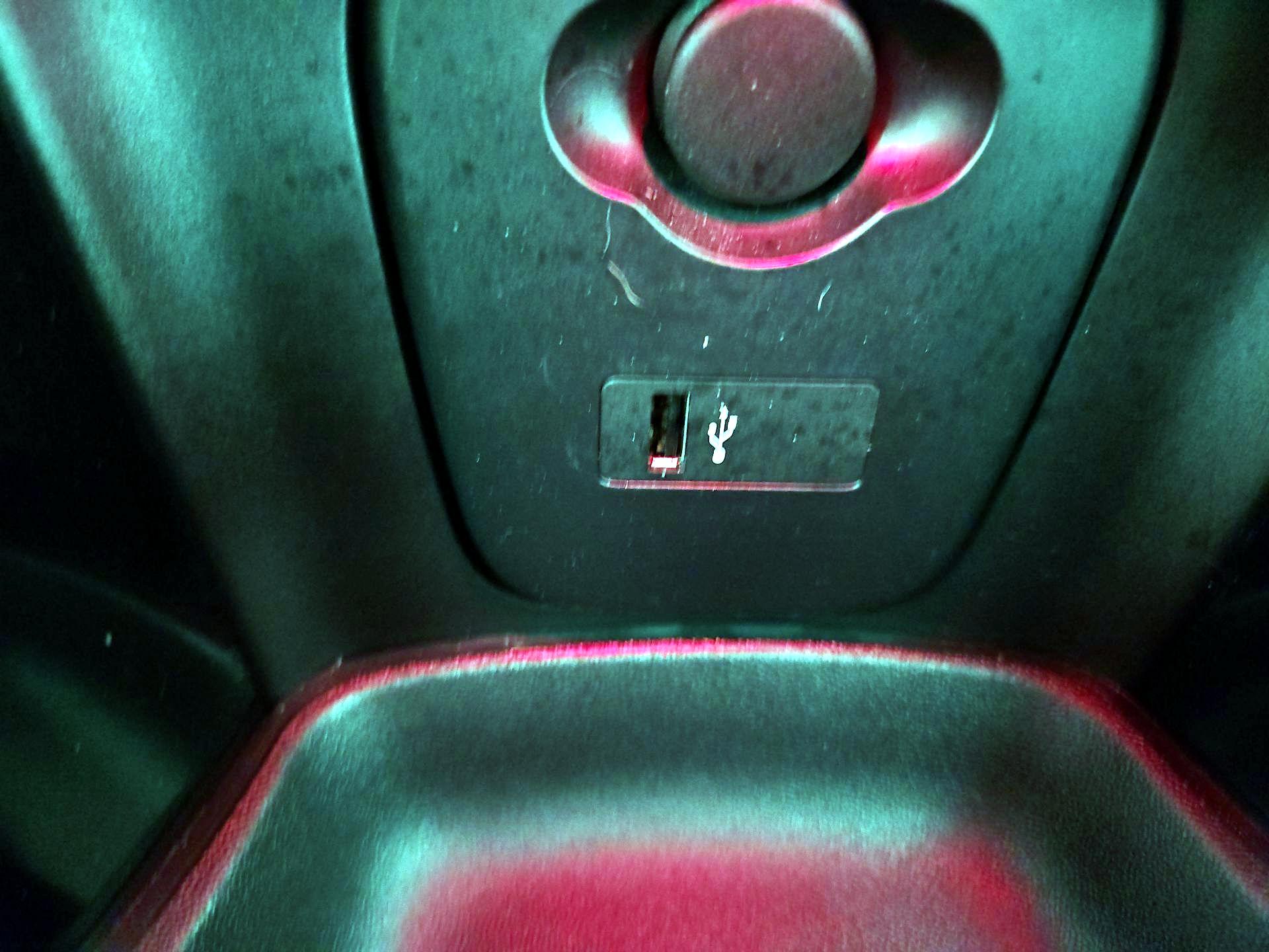 Thumbnail: 2021 MINI Cooper Hardtop - 18