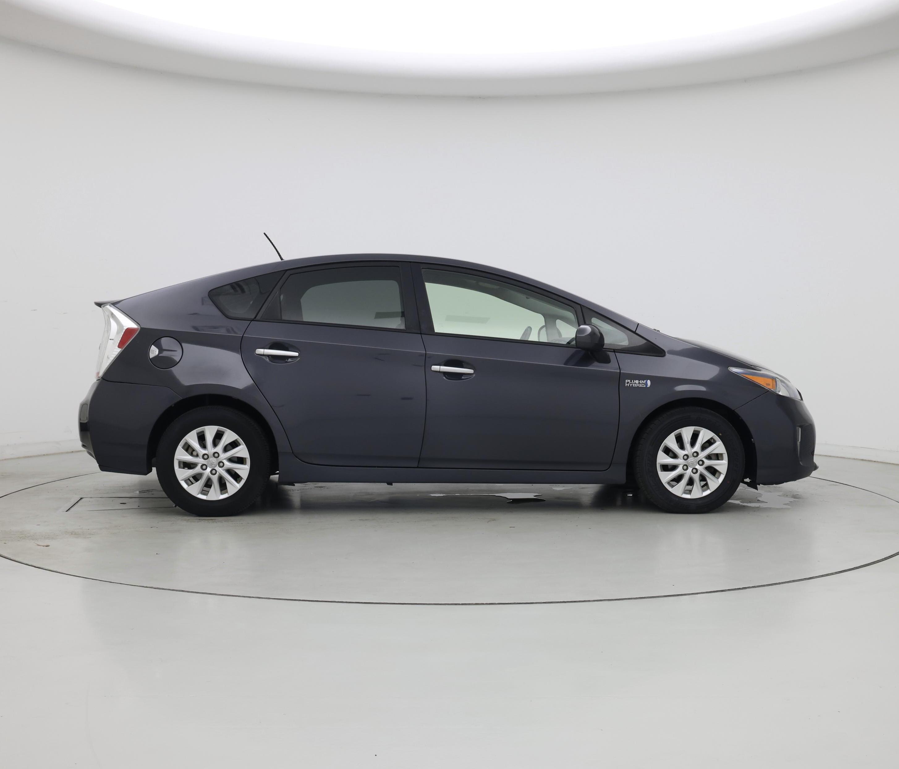 Thumbnail: 2014 Toyota Prius - 7