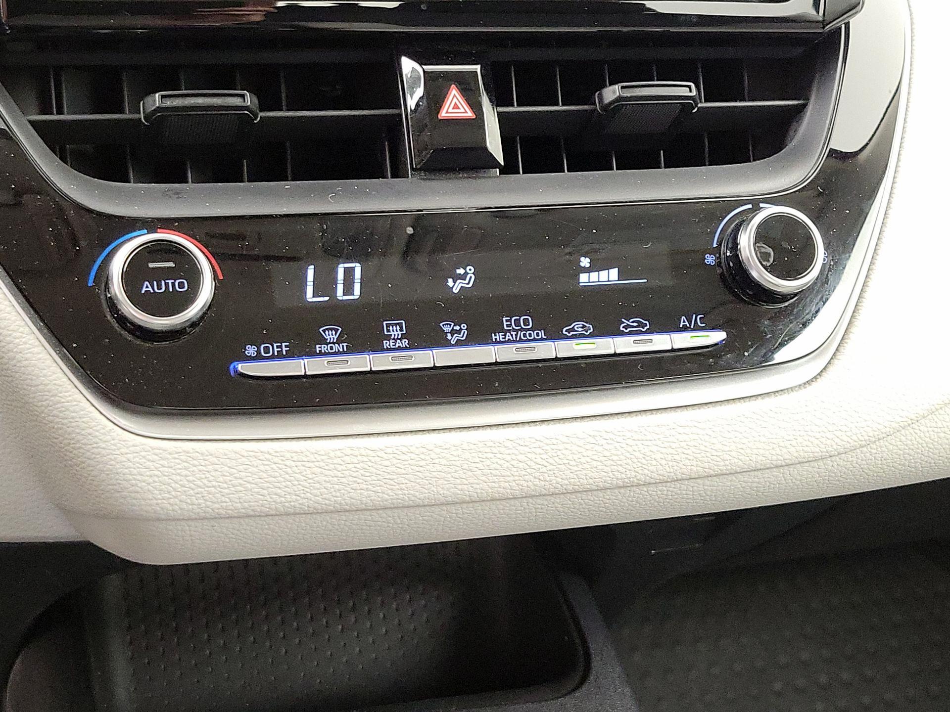 Thumbnail: 2022 Toyota Corolla - 16