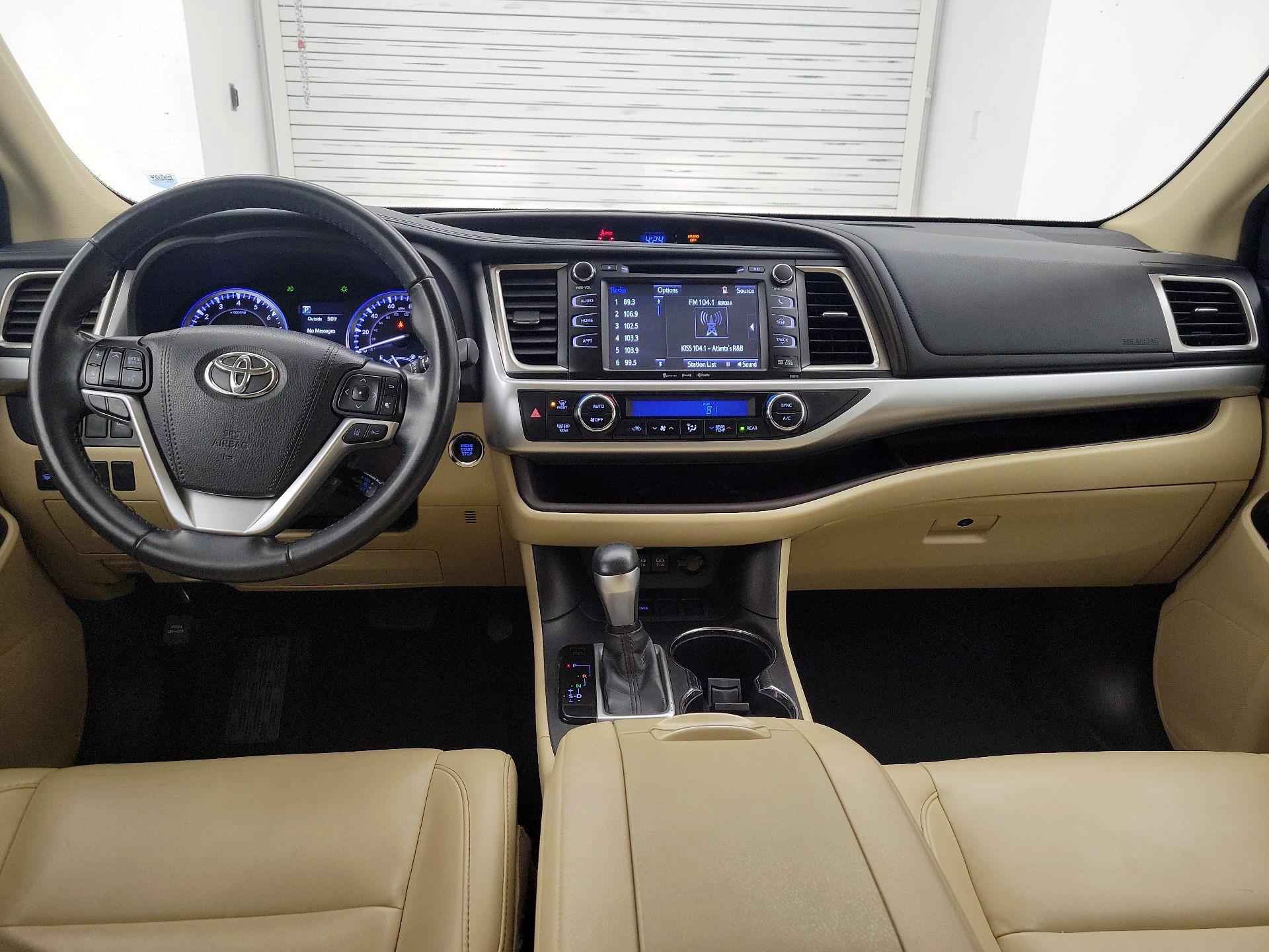 Thumbnail: 2019 Toyota Highlander - 9