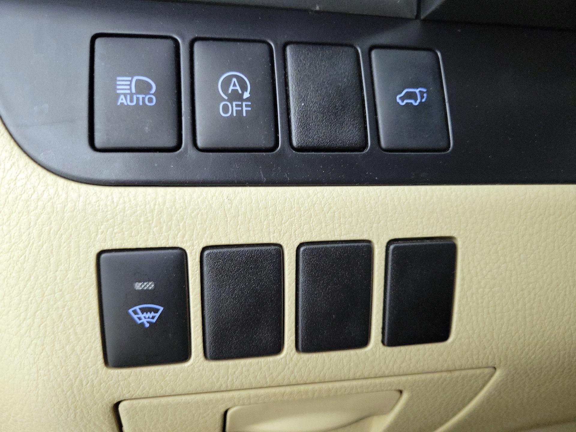 Thumbnail: 2019 Toyota Highlander - 13