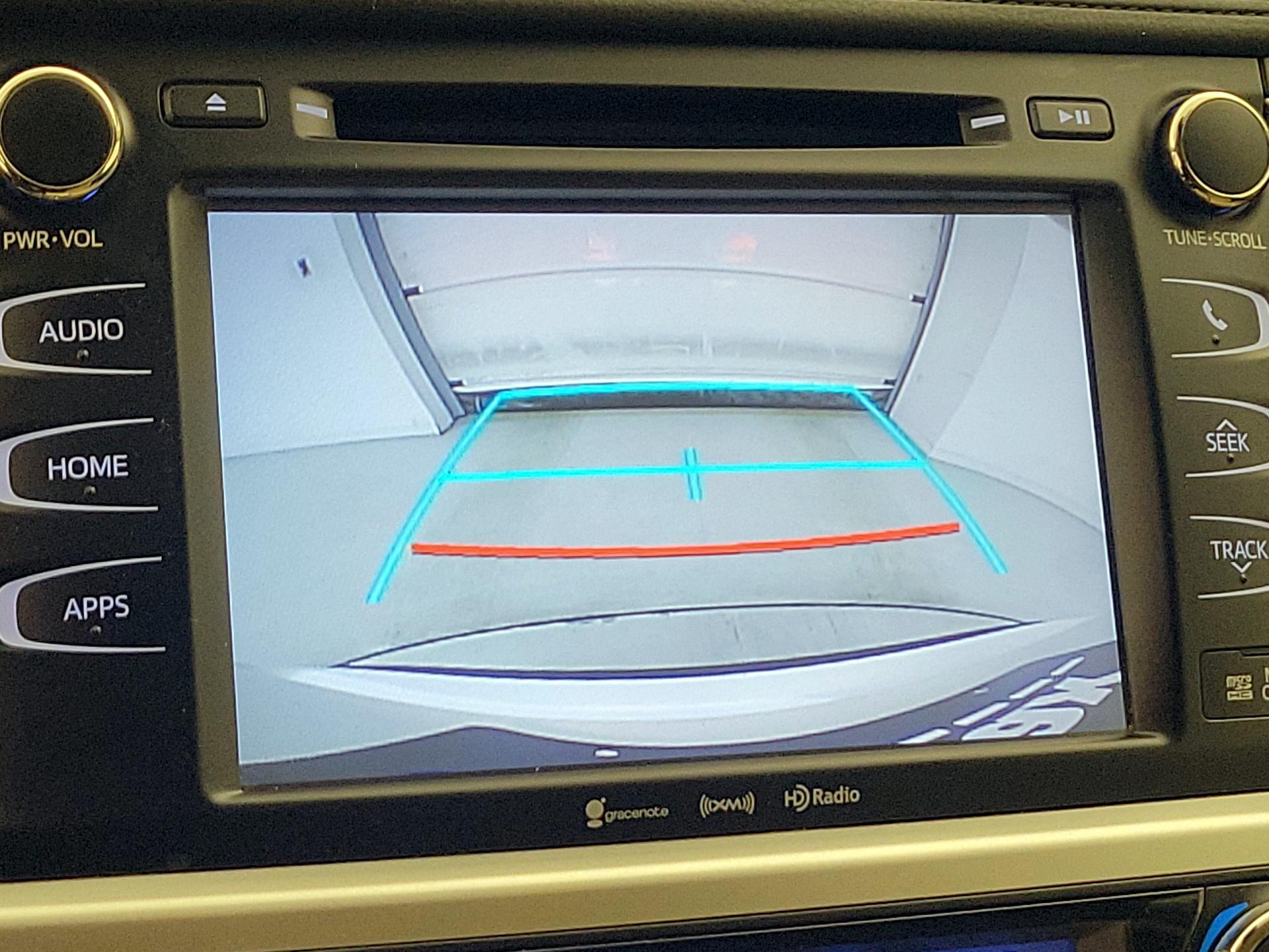 Thumbnail: 2019 Toyota Highlander - 14