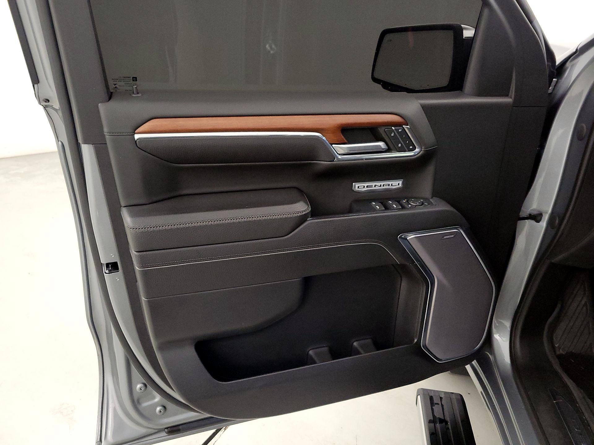 Thumbnail: 2023 GMC Sierra 1500 - 12