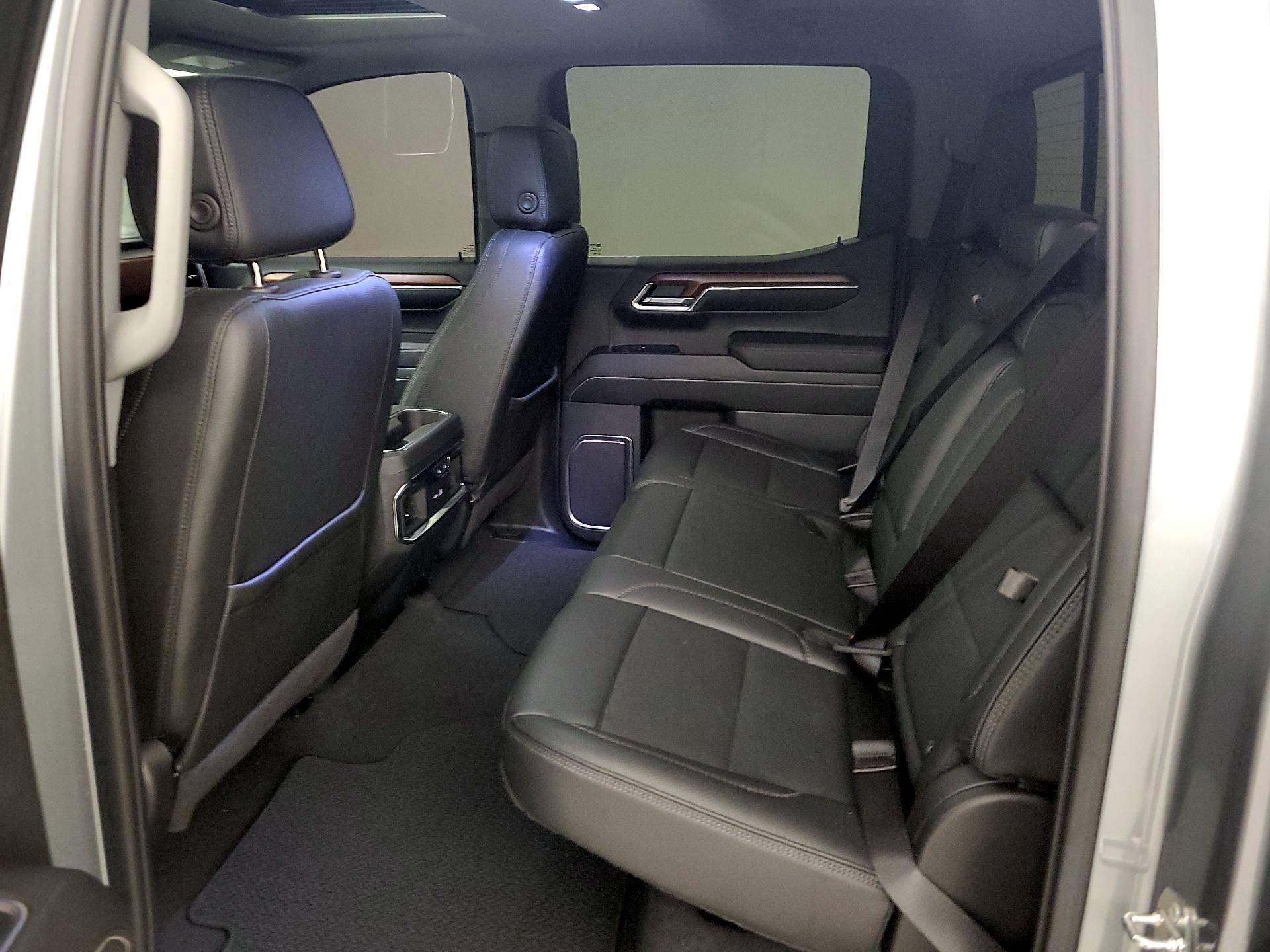 Thumbnail: 2023 GMC Sierra 1500 - 20