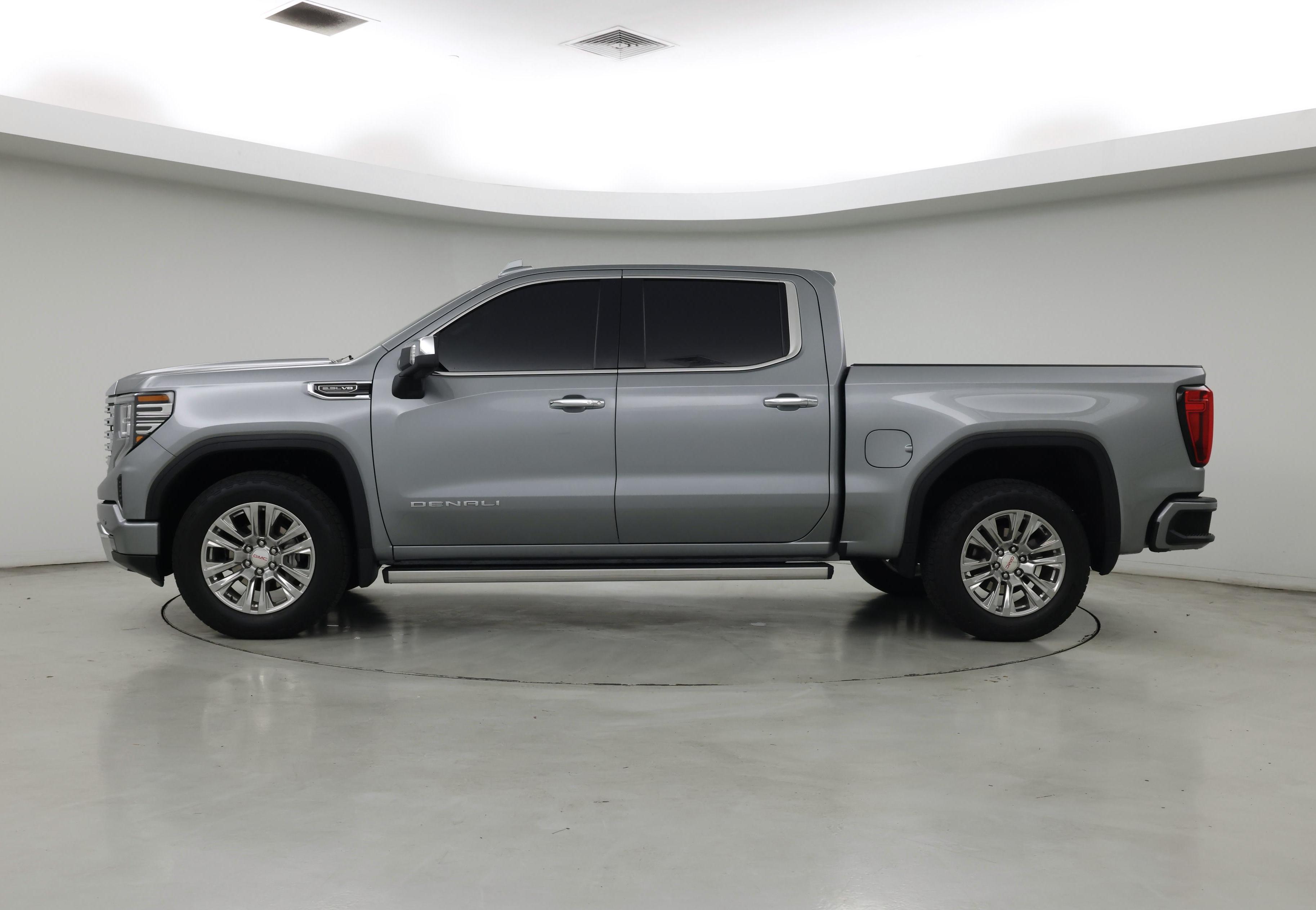 Thumbnail: 2023 GMC Sierra 1500 - 3