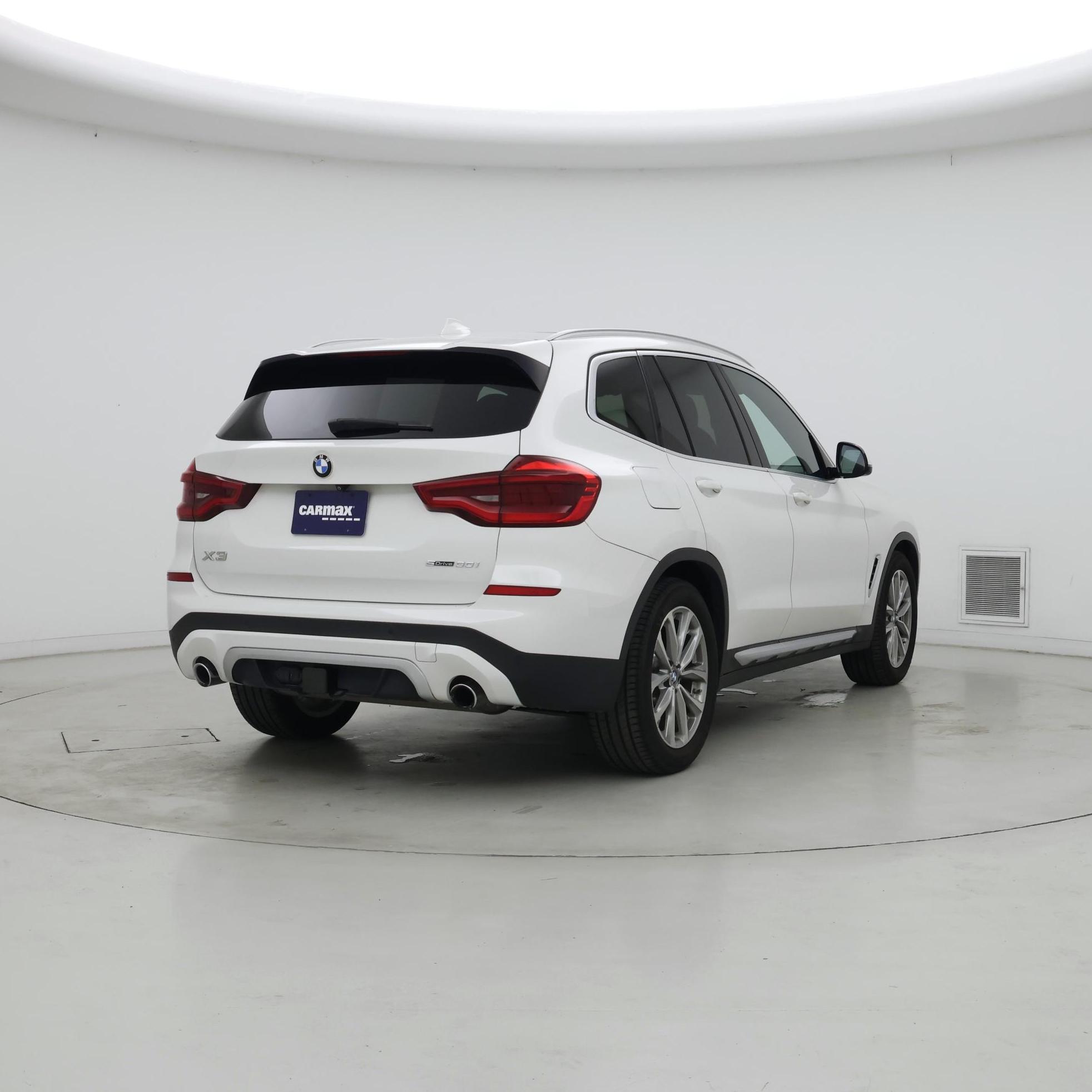 Thumbnail: 2019 BMW X3 - 8