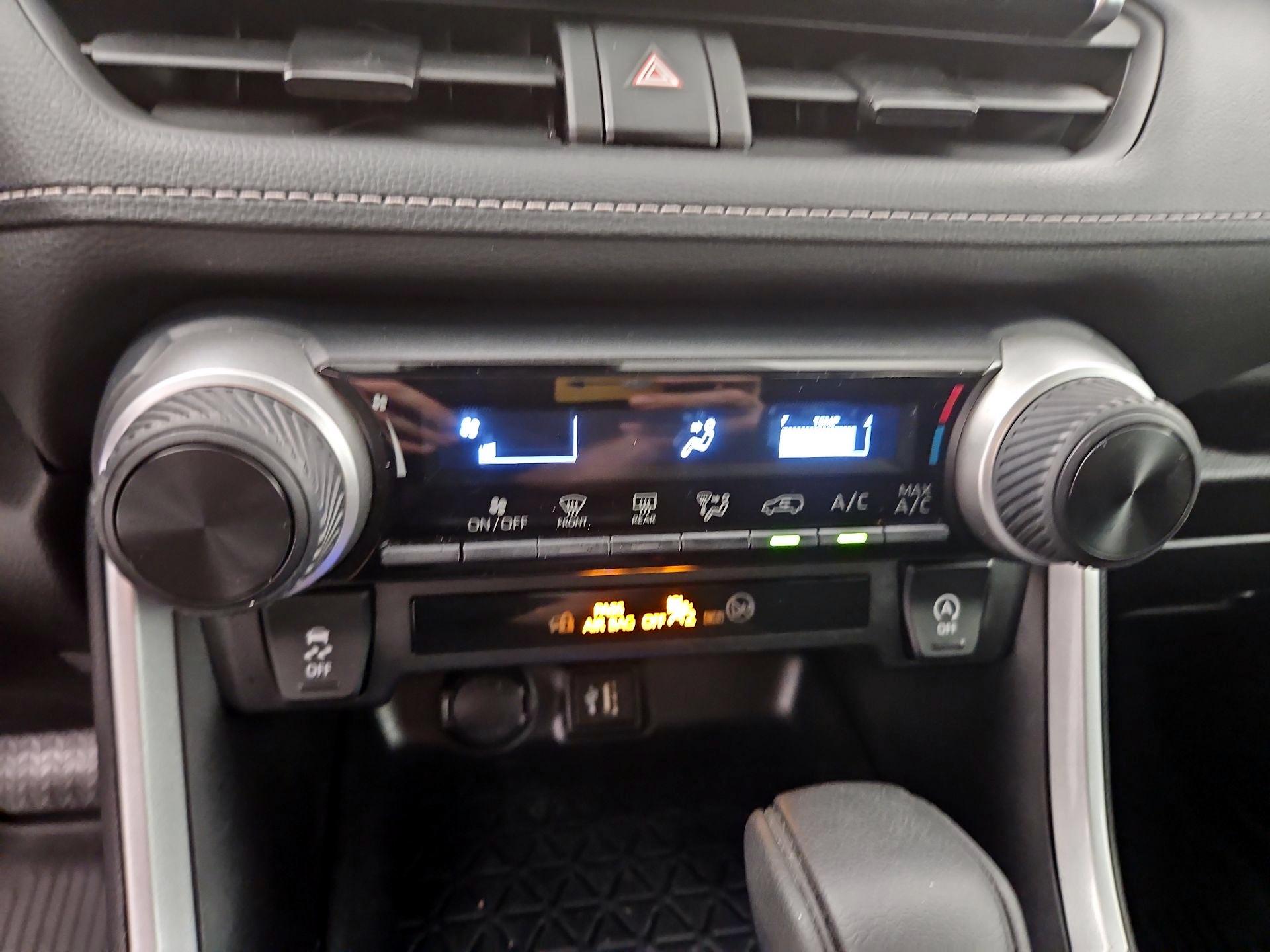 Thumbnail: 2024 Toyota RAV4 - 16