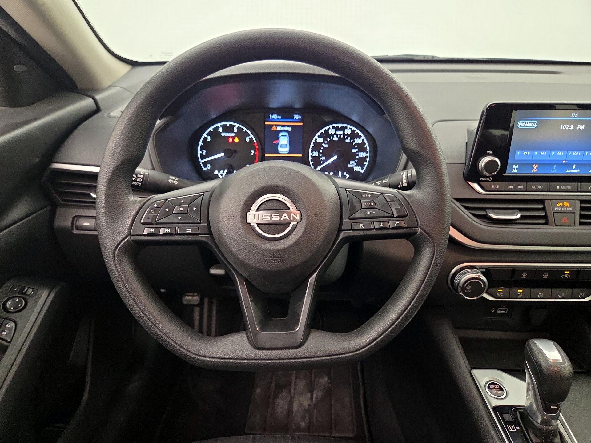 Thumbnail: 2024 Nissan Altima - 10