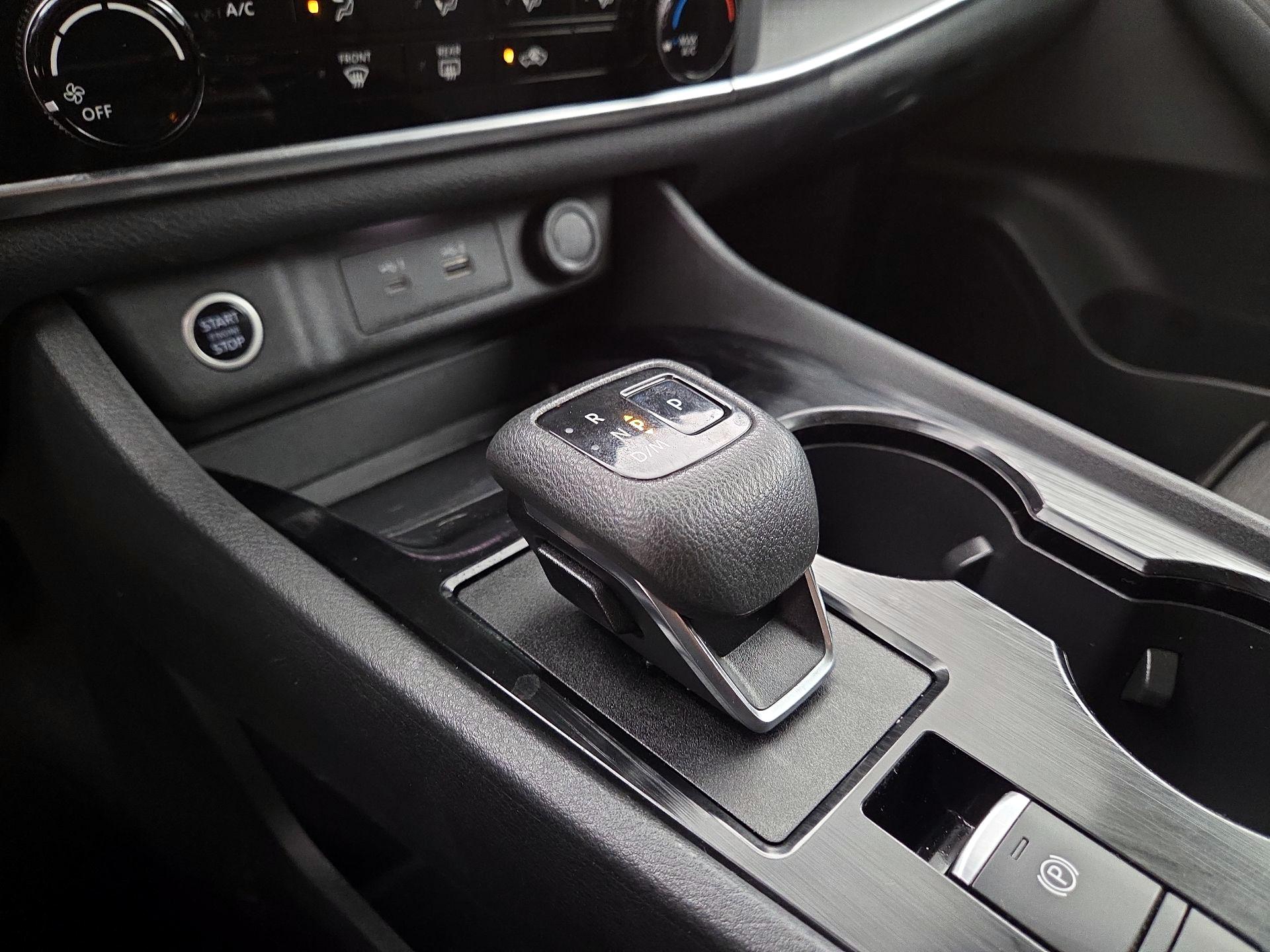 Thumbnail: 2021 Nissan Rogue - 16