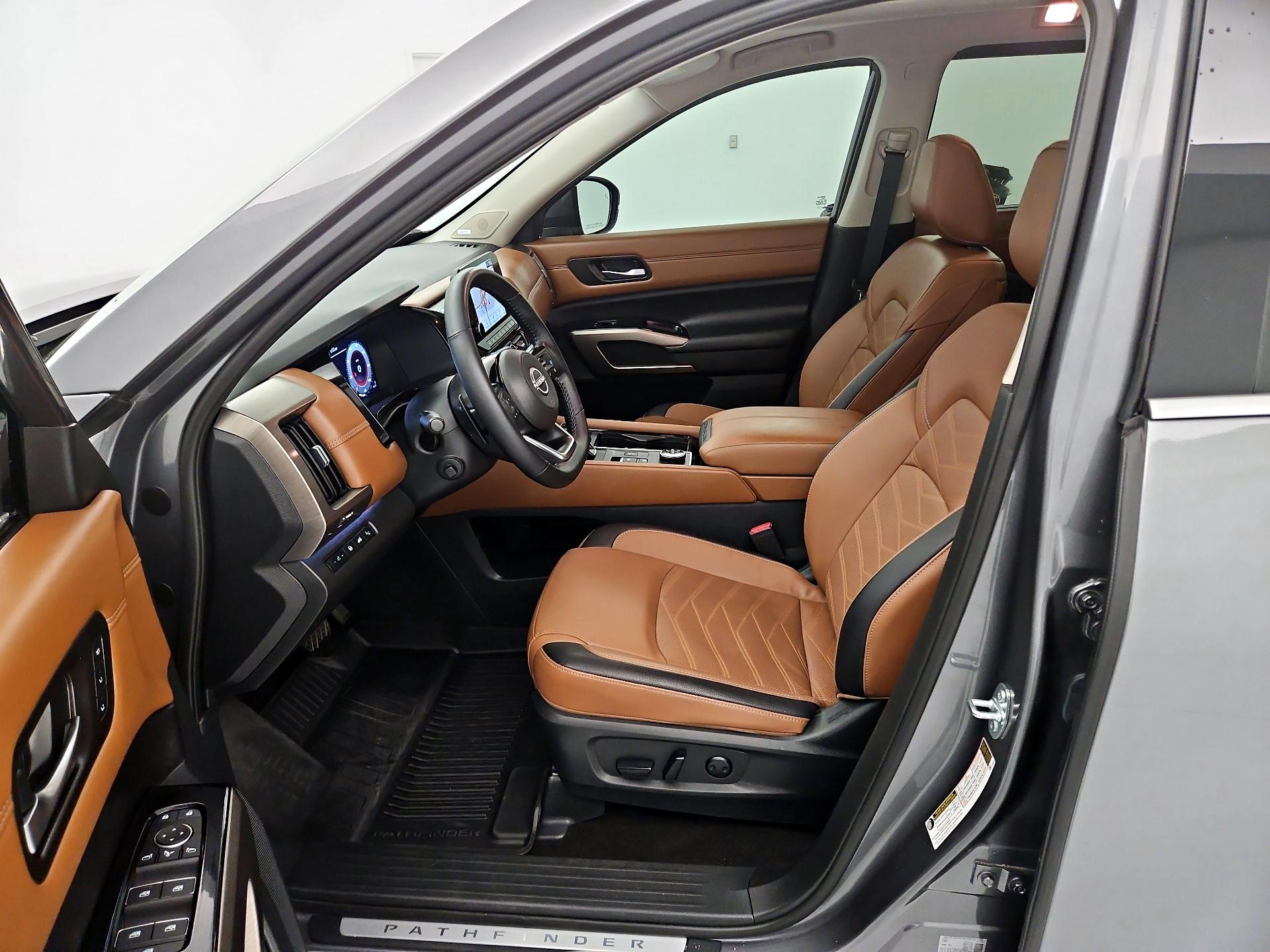 Thumbnail: 2025 Nissan Pathfinder - 11