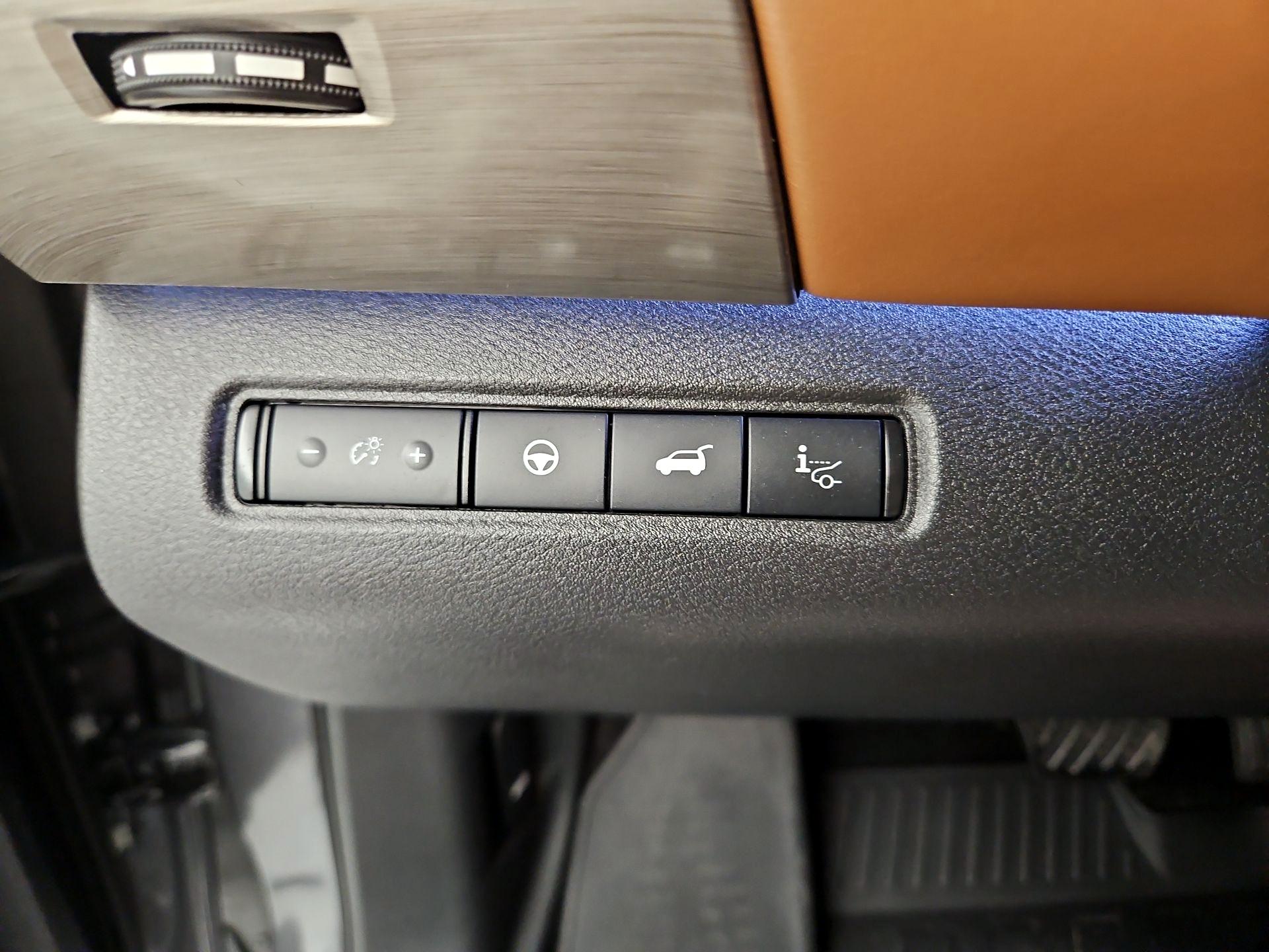 Thumbnail: 2025 Nissan Pathfinder - 13