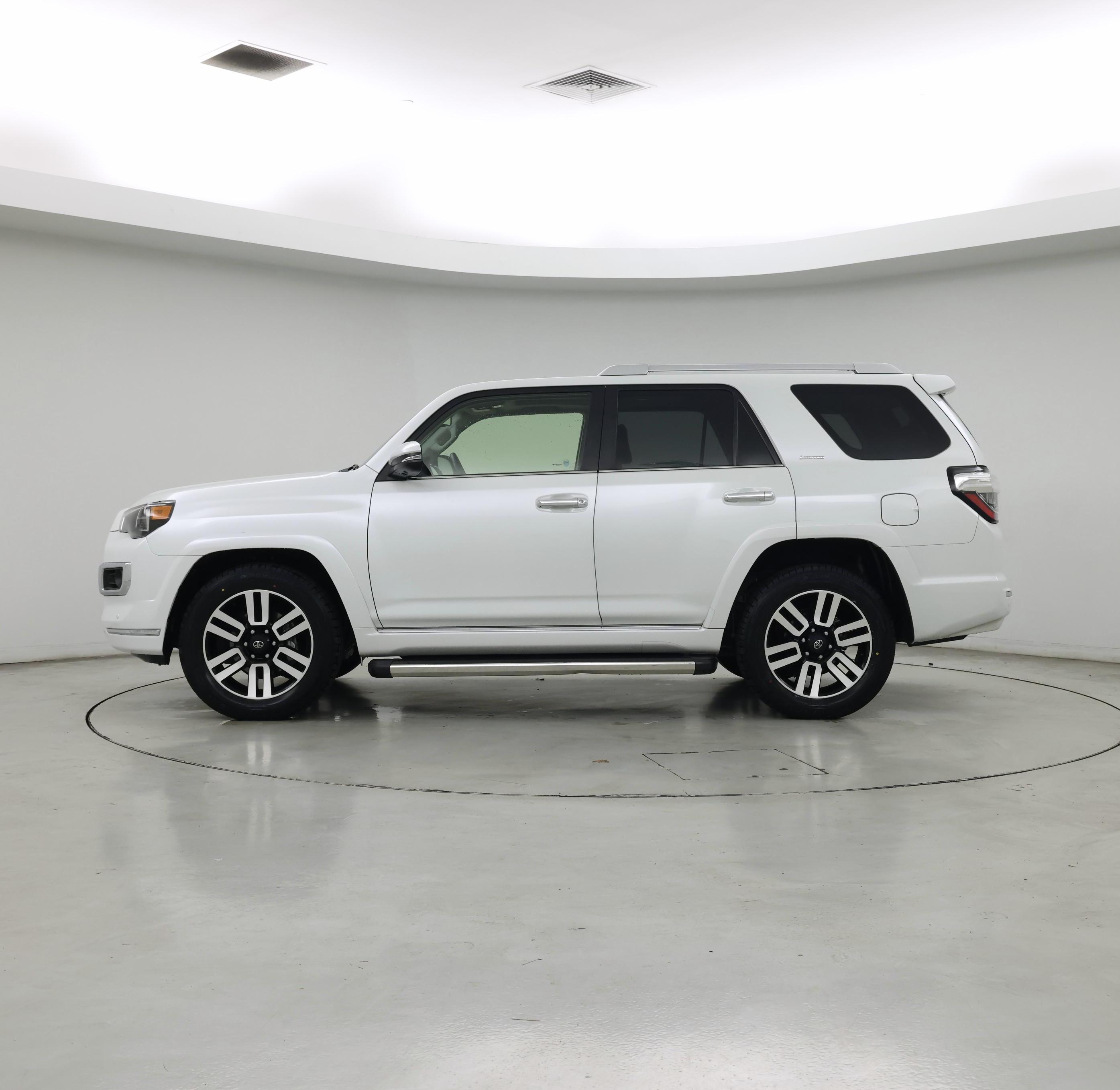 Thumbnail: 2024 Toyota 4Runner - 3