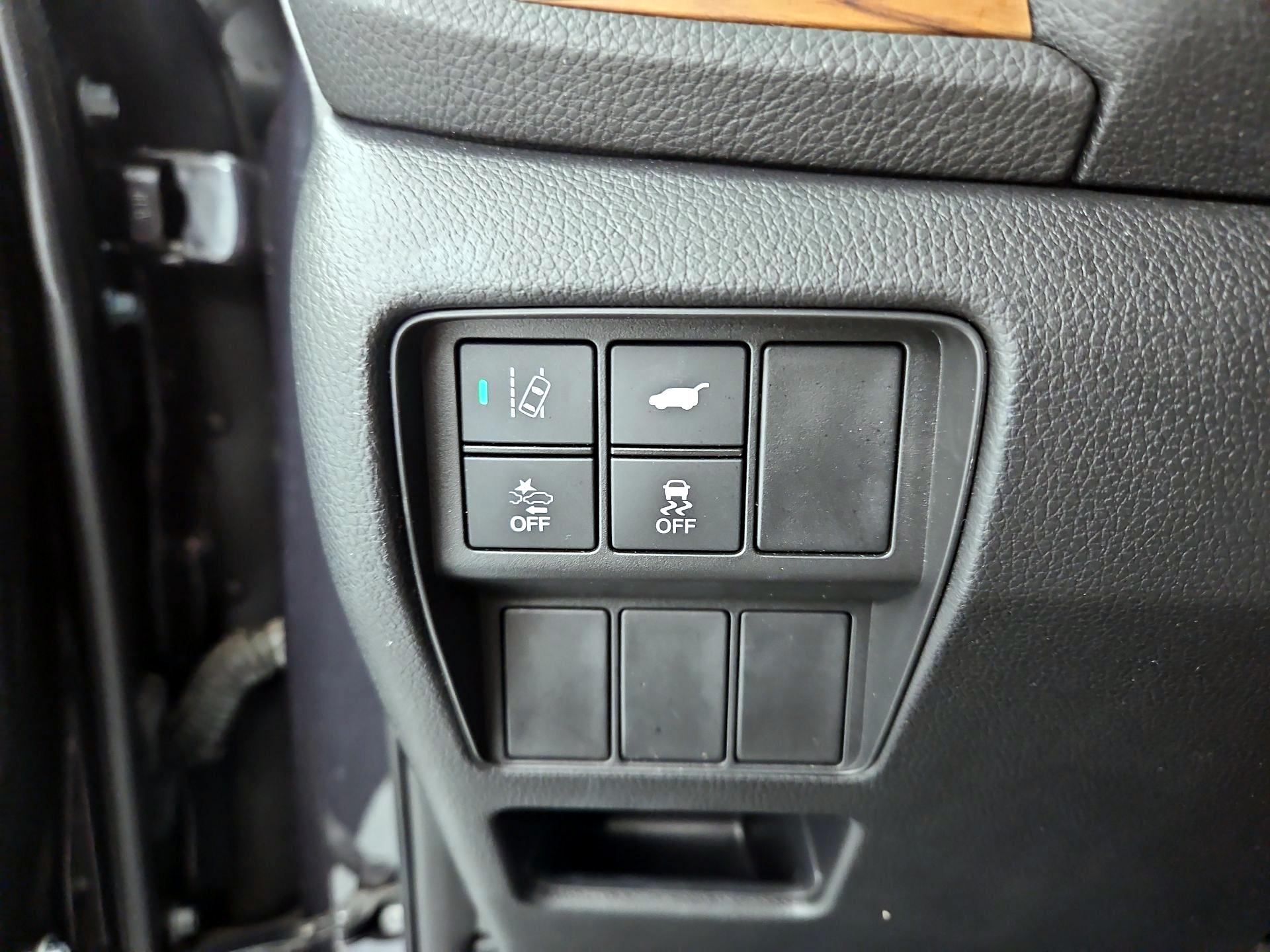 Thumbnail: 2018 Honda CR-V - 13