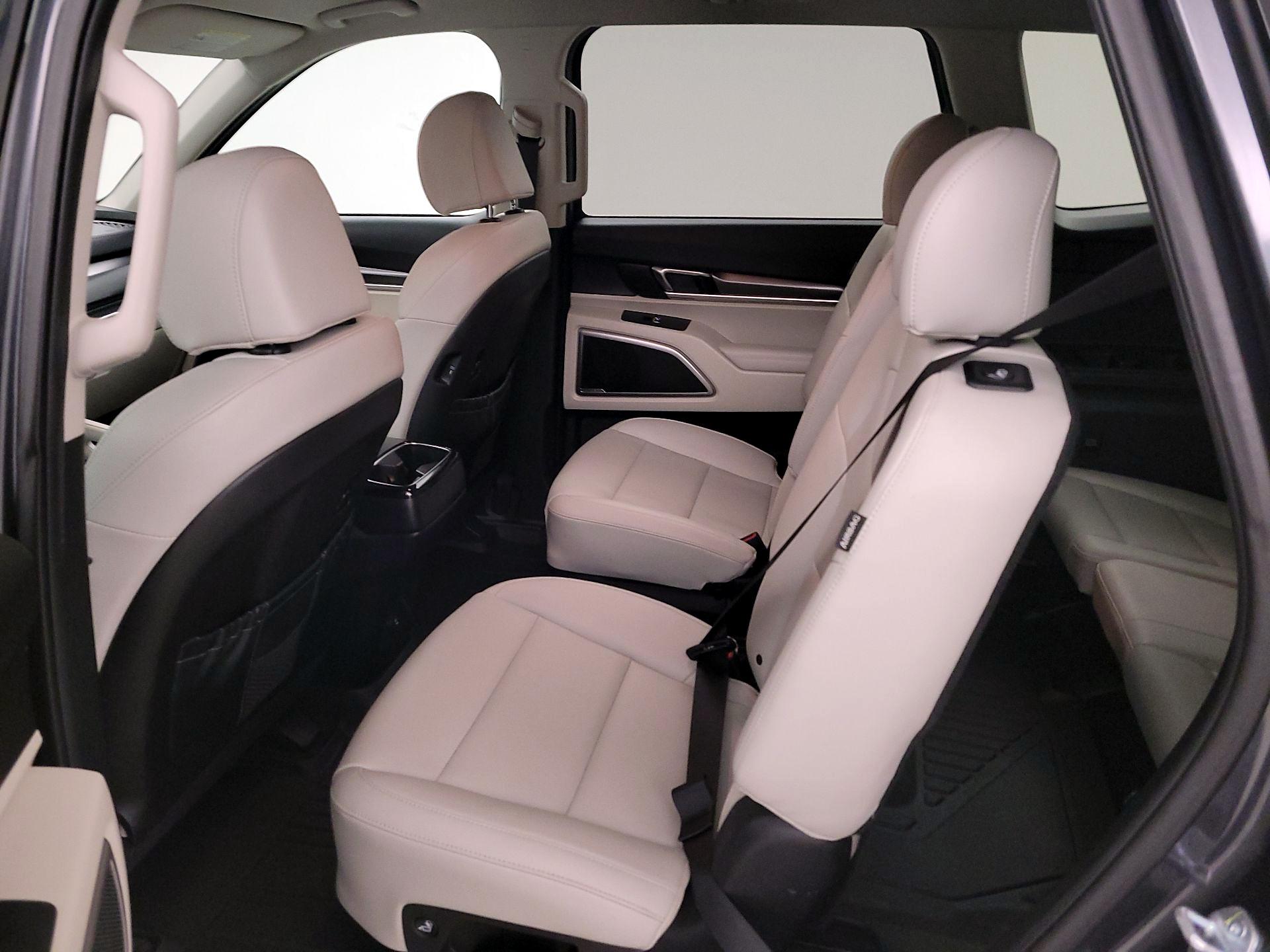 Thumbnail: 2024 Kia Telluride - 20