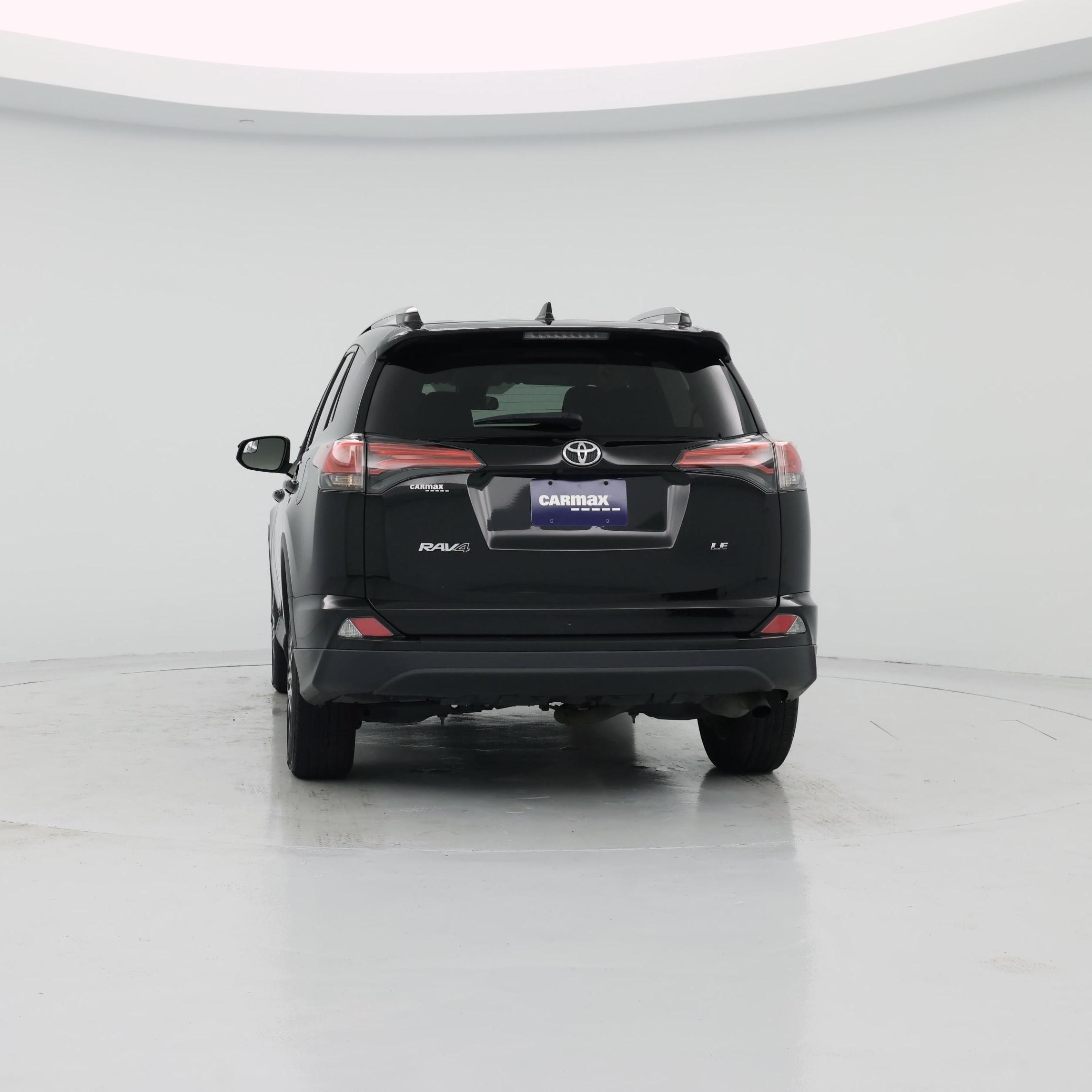 Thumbnail: 2017 Toyota RAV4 - 6