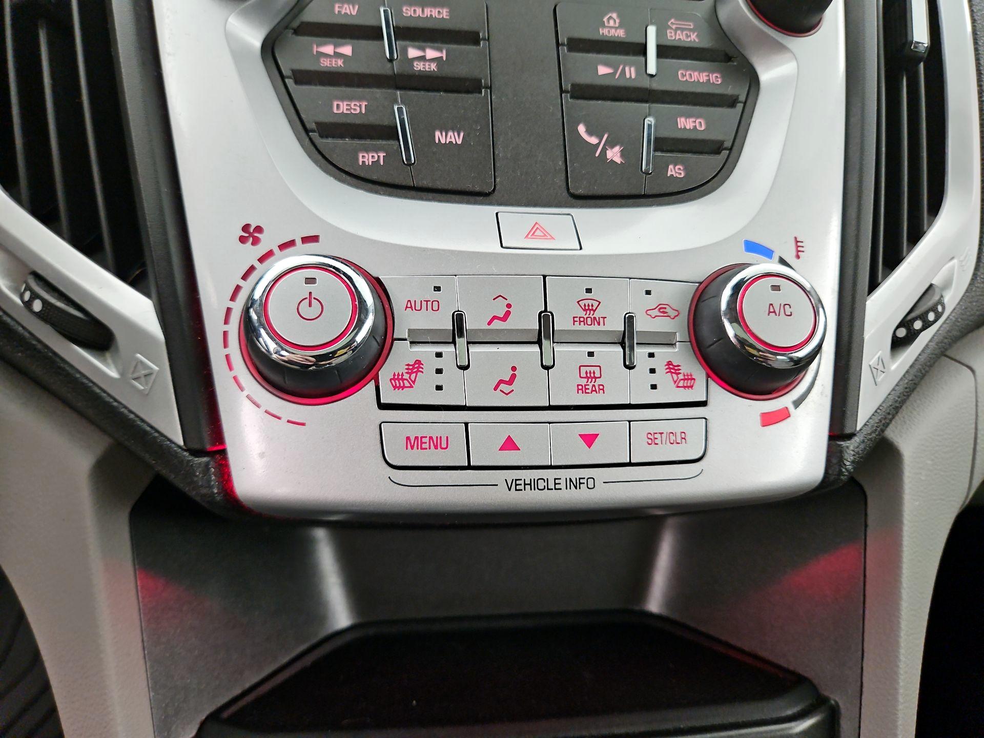 Thumbnail: 2017 GMC Terrain - 16