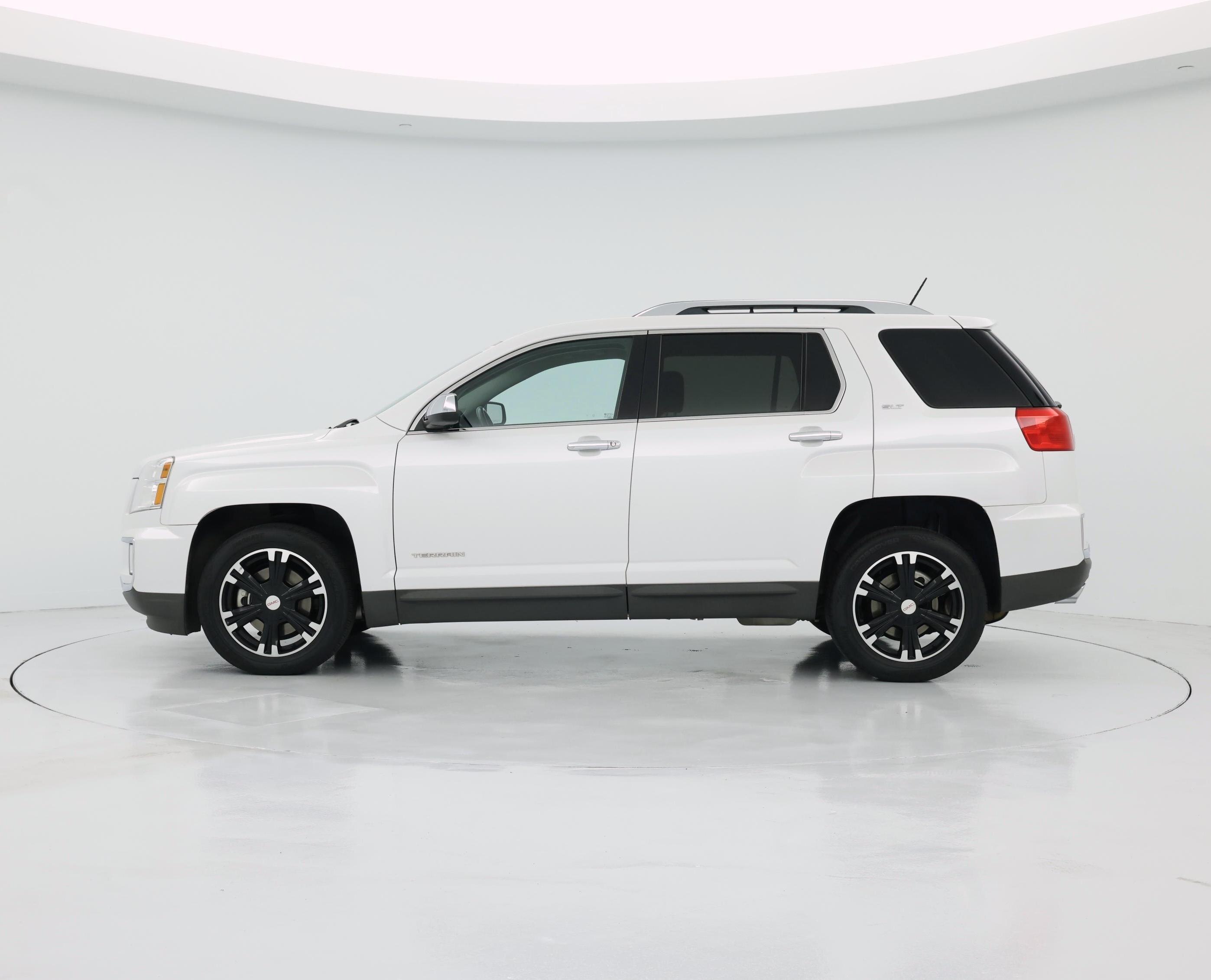 Thumbnail: 2017 GMC Terrain - 3