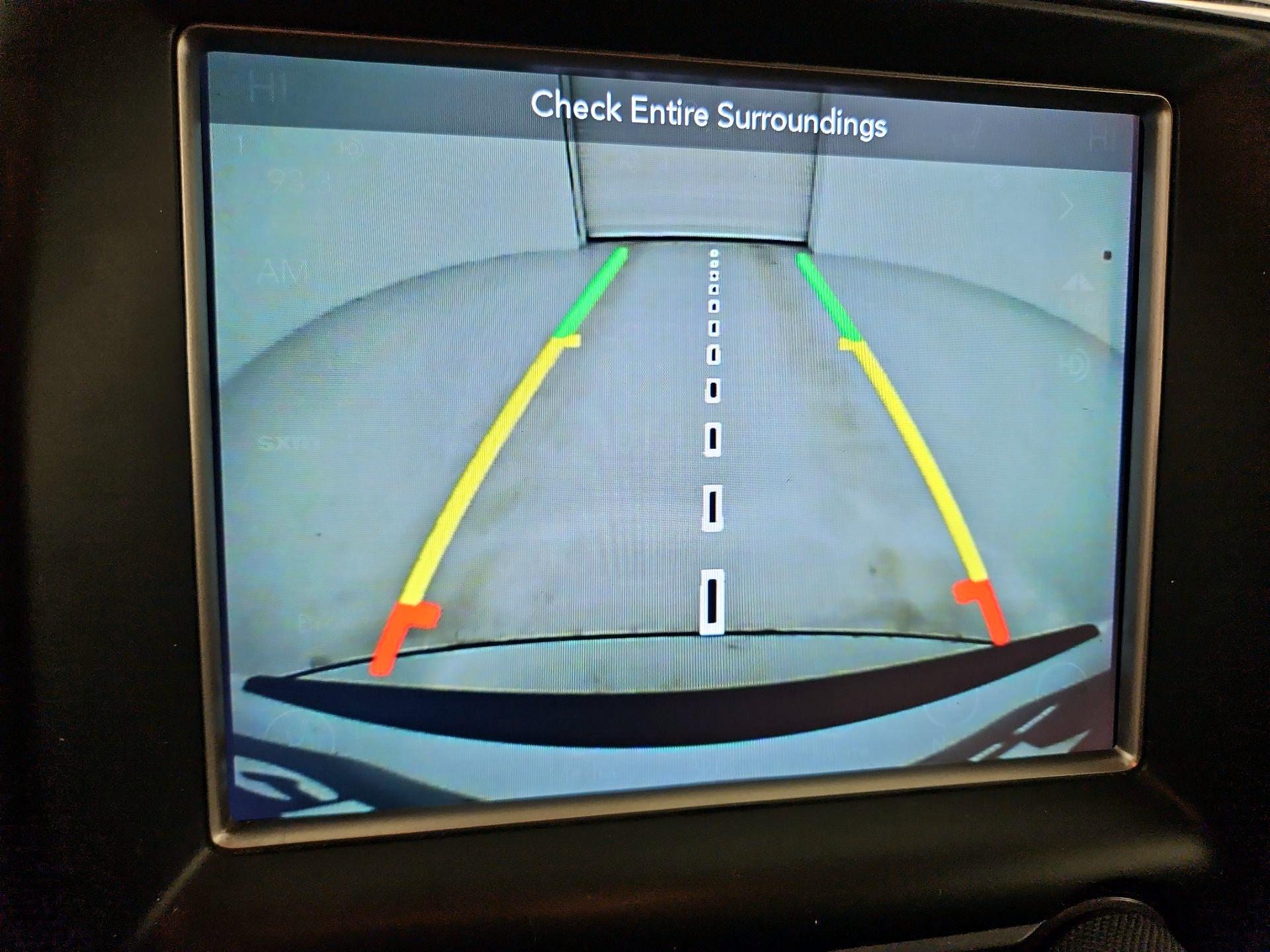 Thumbnail: 2018 Jeep Grand Cherokee - 15