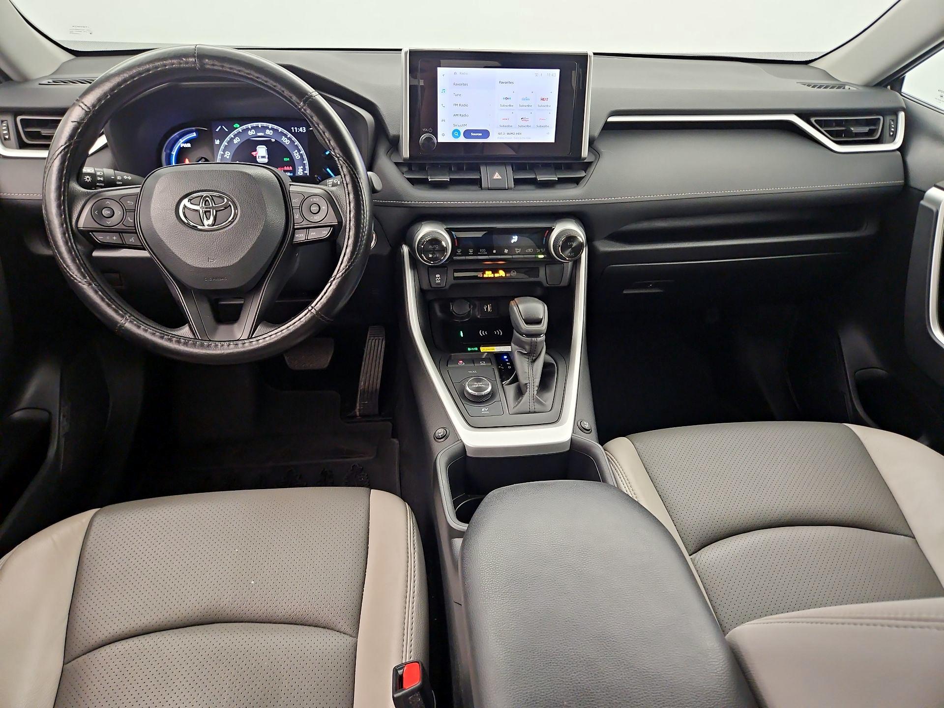 Thumbnail: 2024 Toyota RAV4 - 9