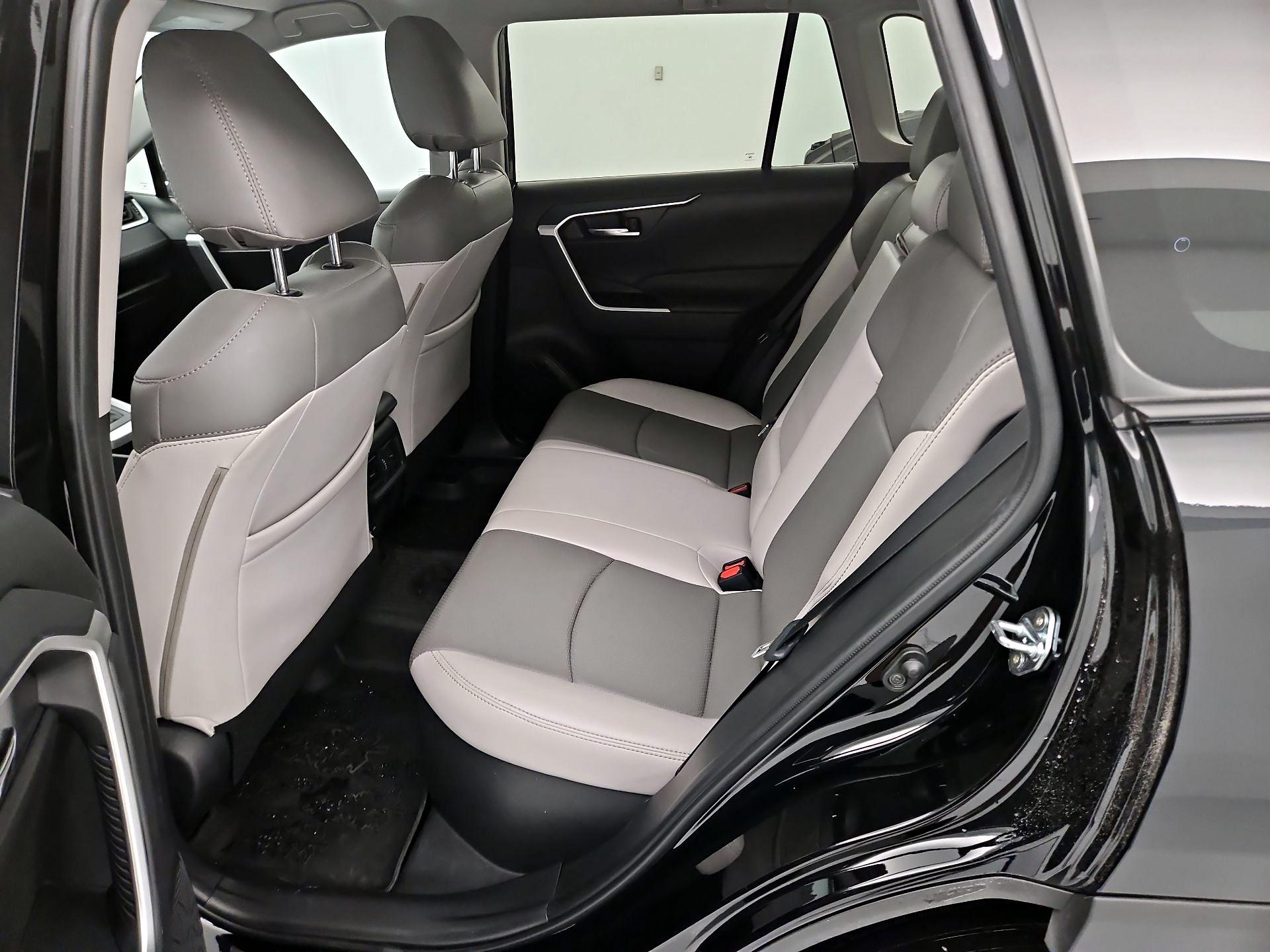 Thumbnail: 2024 Toyota RAV4 - 19