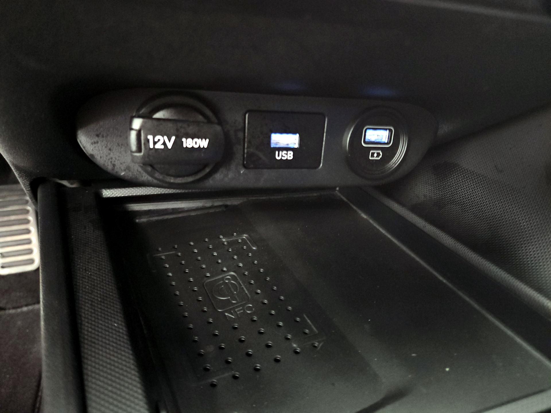 Thumbnail: 2022 Hyundai Elantra - 19