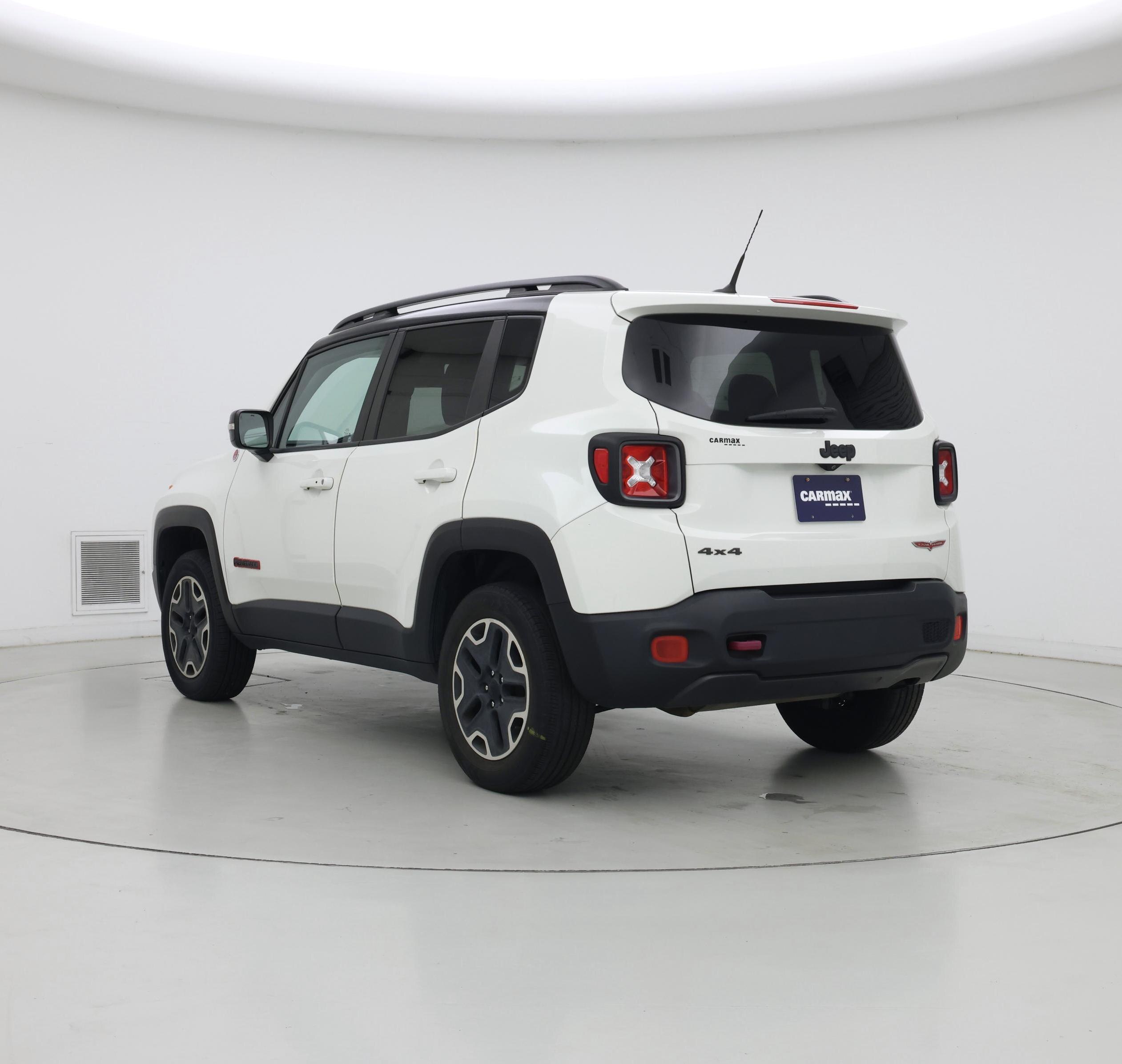 Thumbnail: 2017 Jeep Renegade - 2