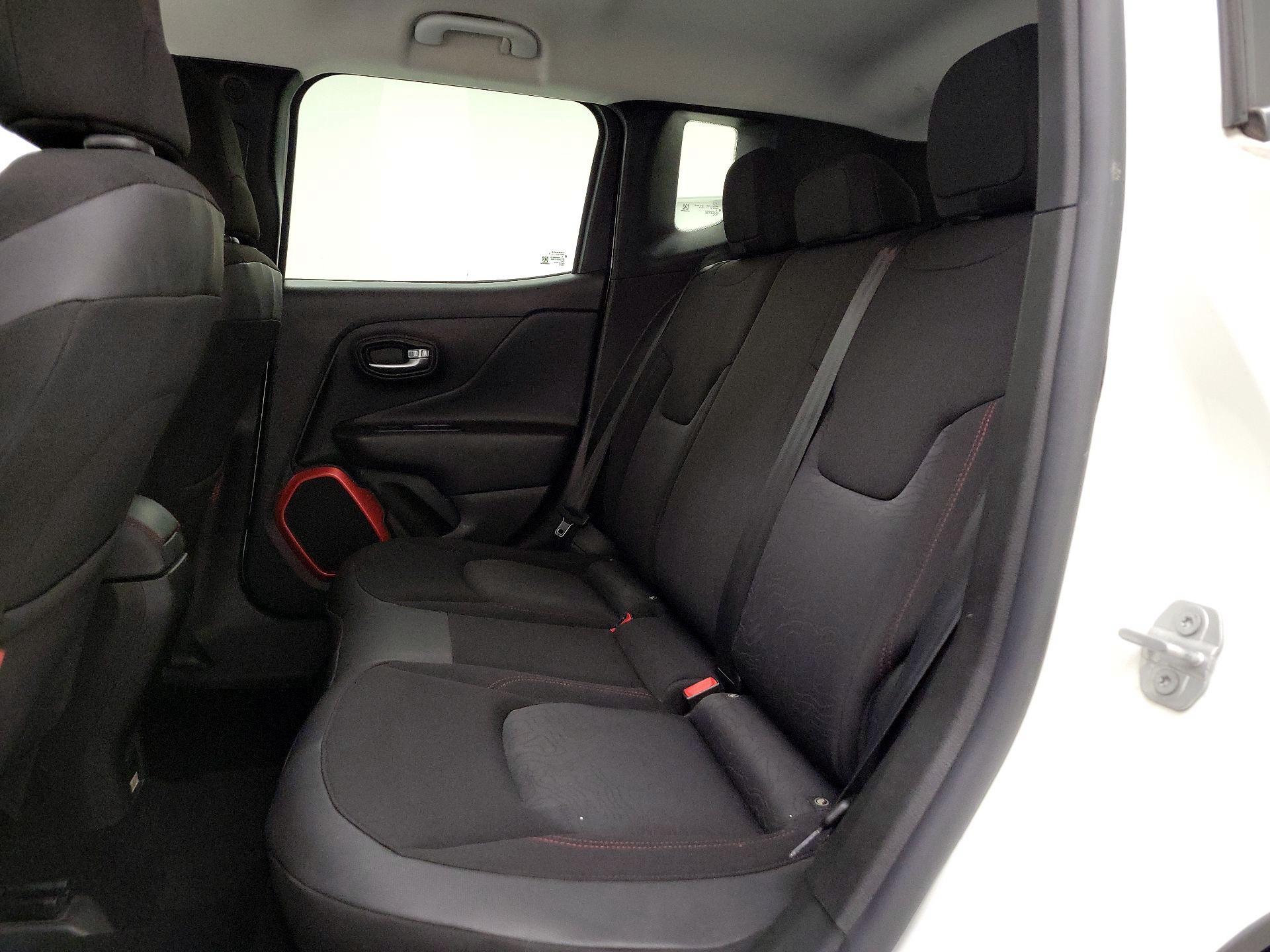 Thumbnail: 2017 Jeep Renegade - 20