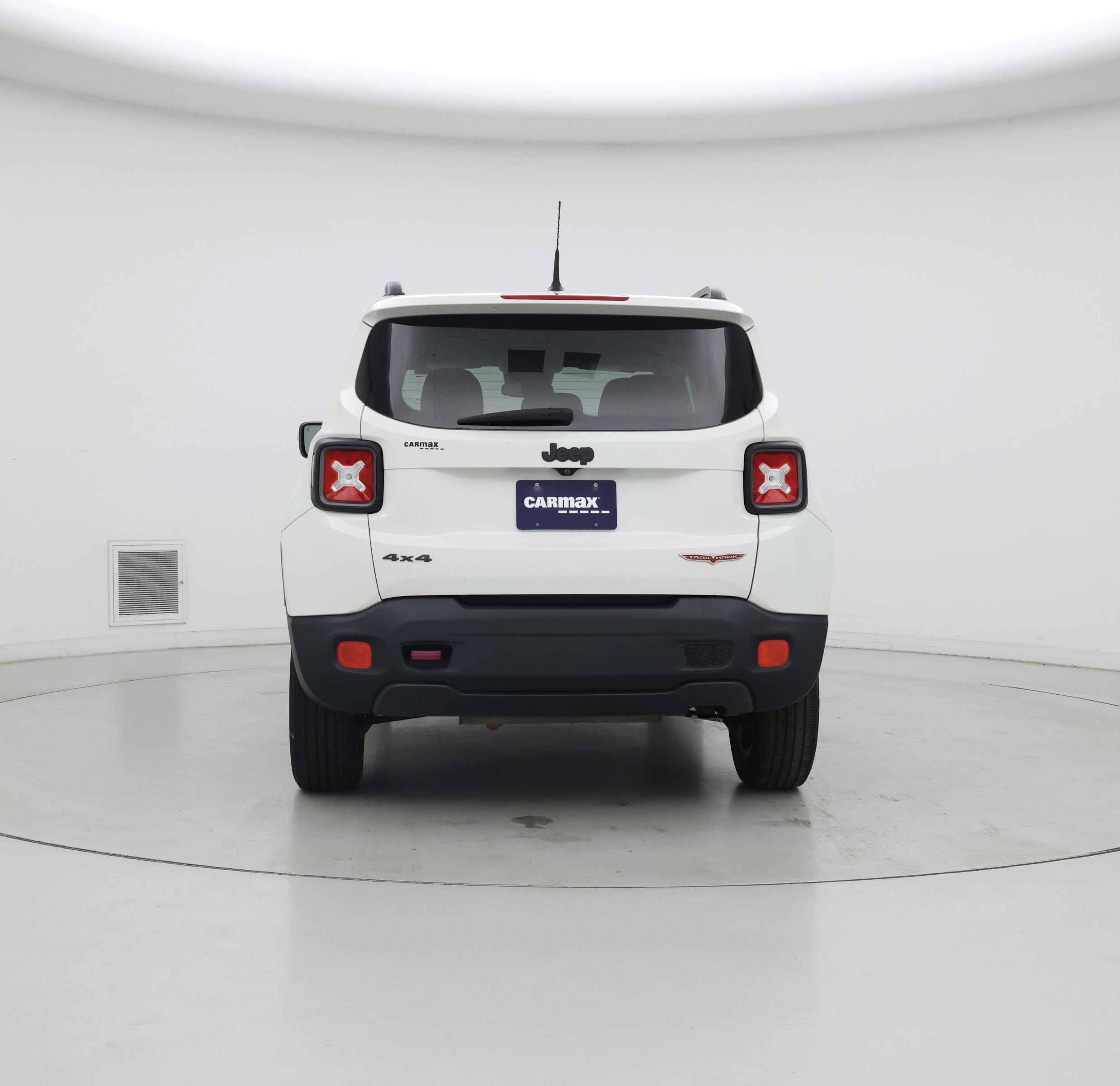 Thumbnail: 2017 Jeep Renegade - 6