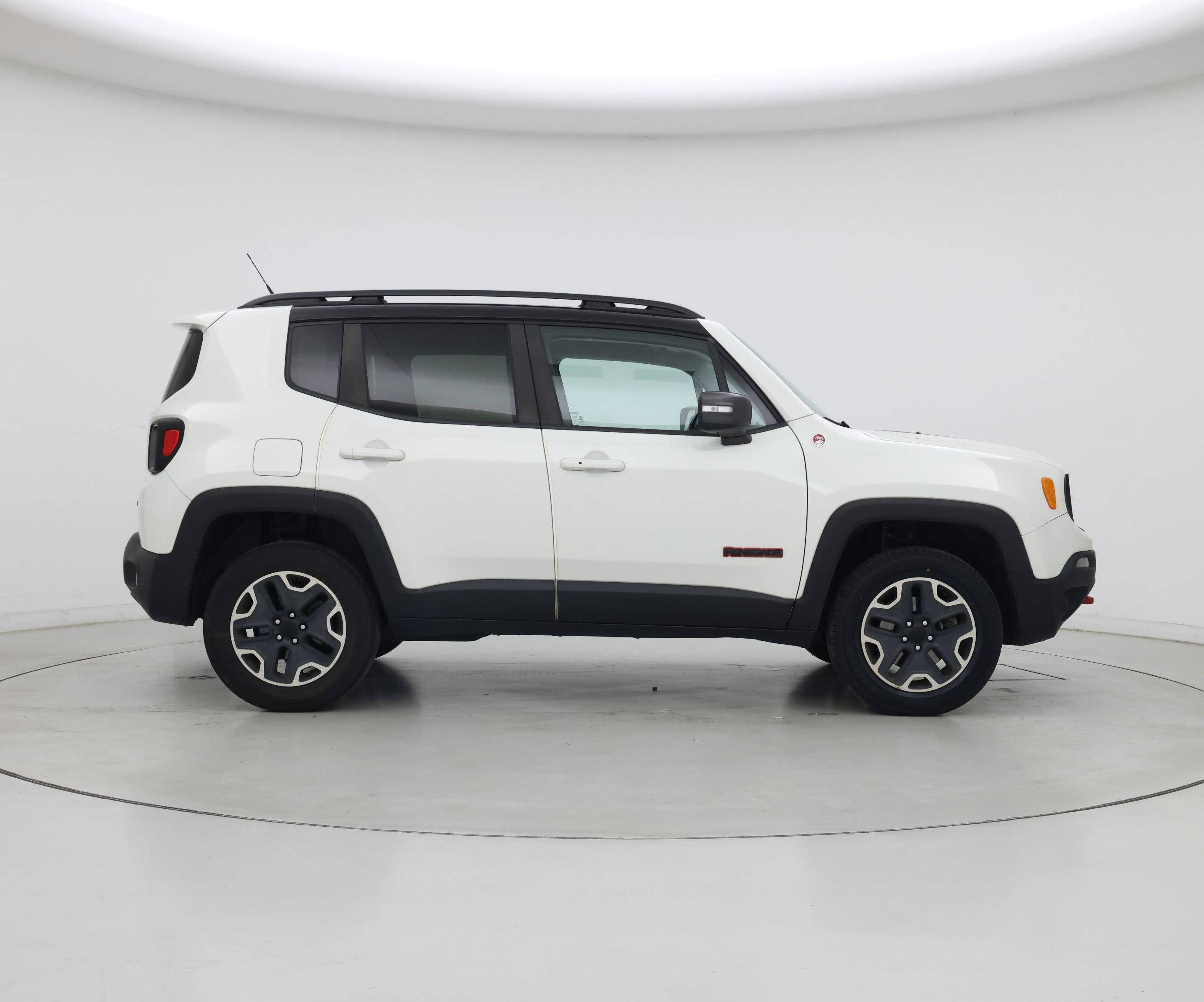 Thumbnail: 2017 Jeep Renegade - 7