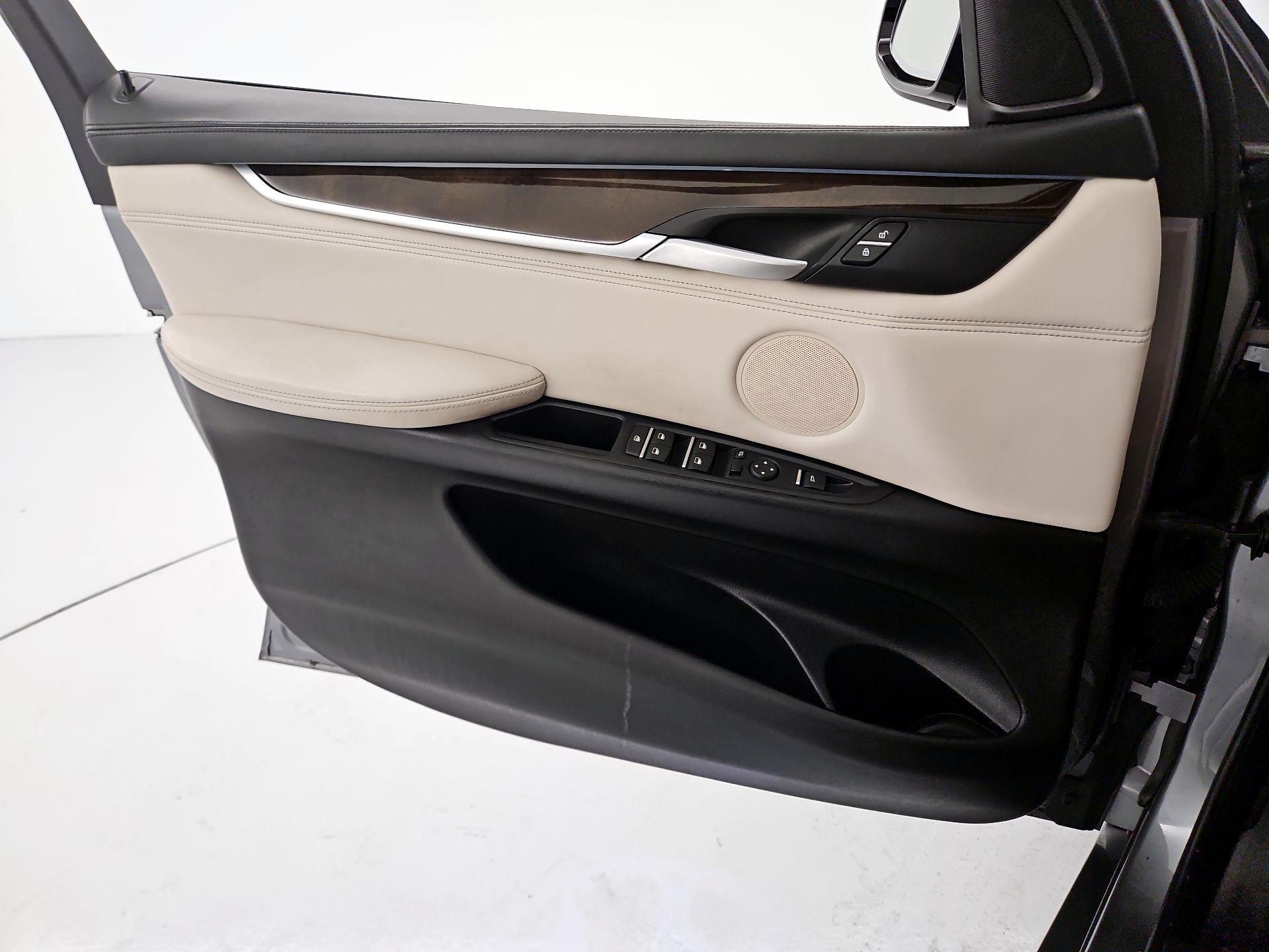 Thumbnail: 2018 BMW X5 - 12