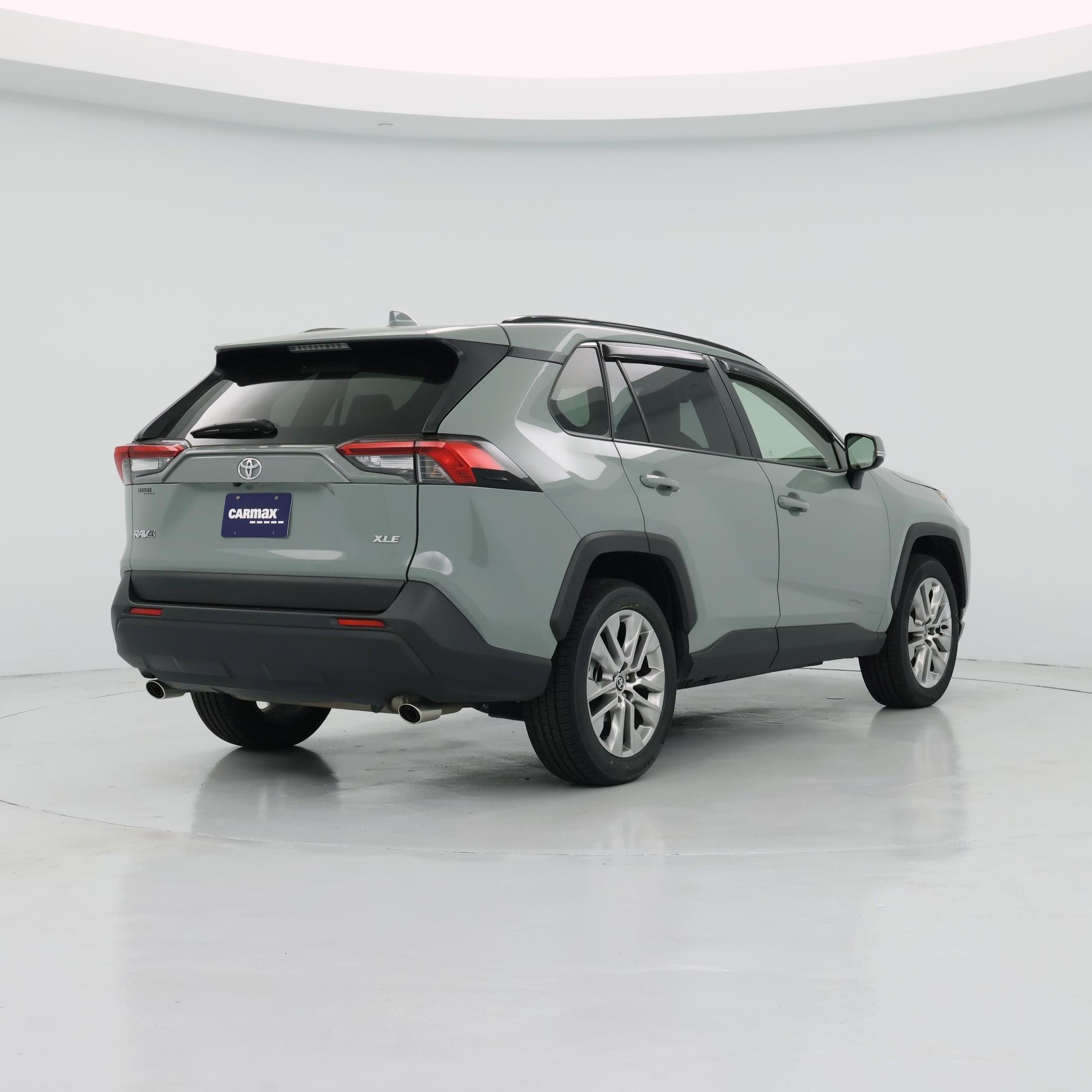 Thumbnail: 2020 Toyota RAV4 - 8
