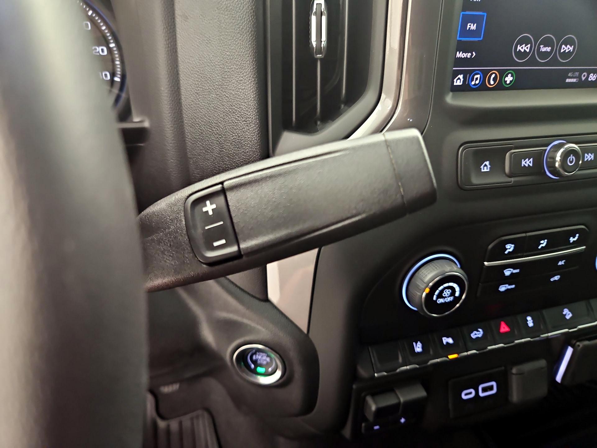 Thumbnail: 2025 Chevrolet Silverado 2500 - 17