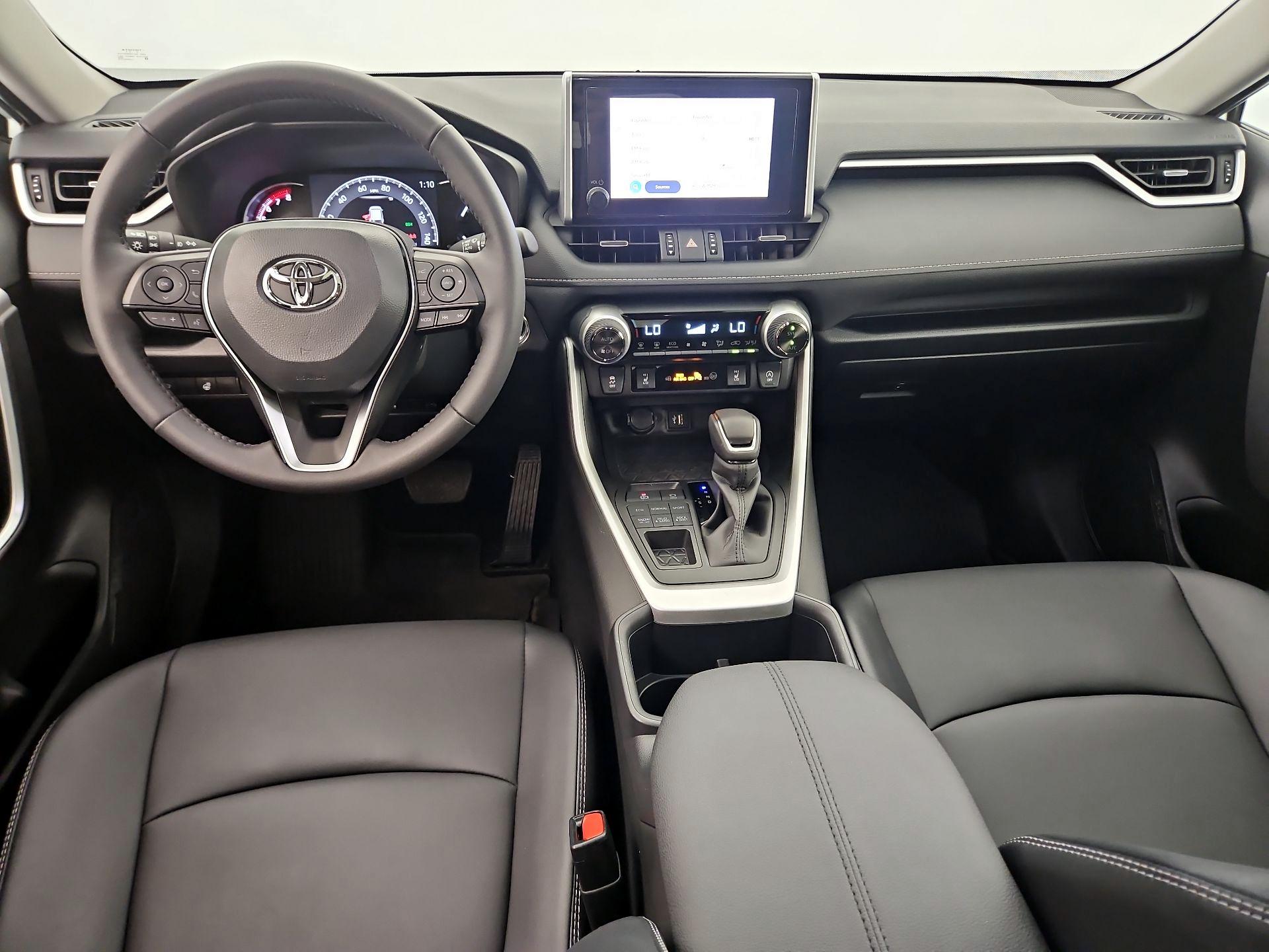 Thumbnail: 2025 Toyota RAV4 - 9