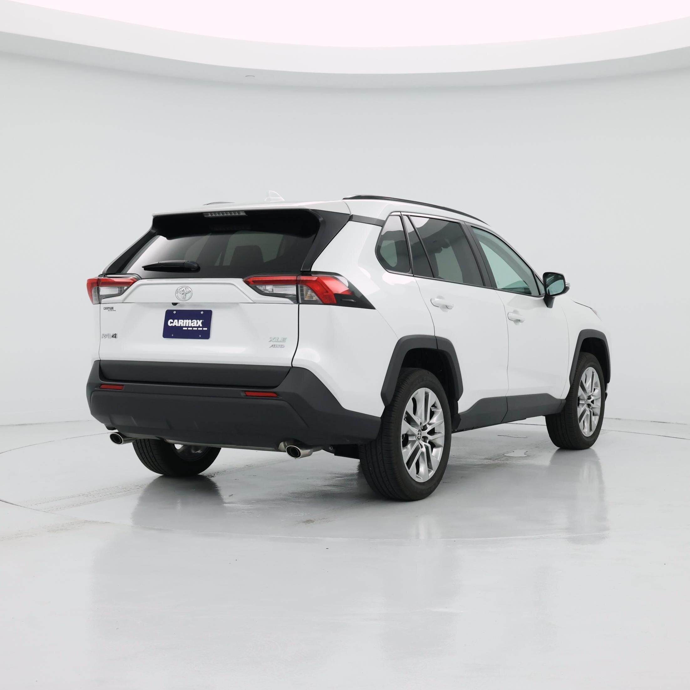 Thumbnail: 2025 Toyota RAV4 - 8