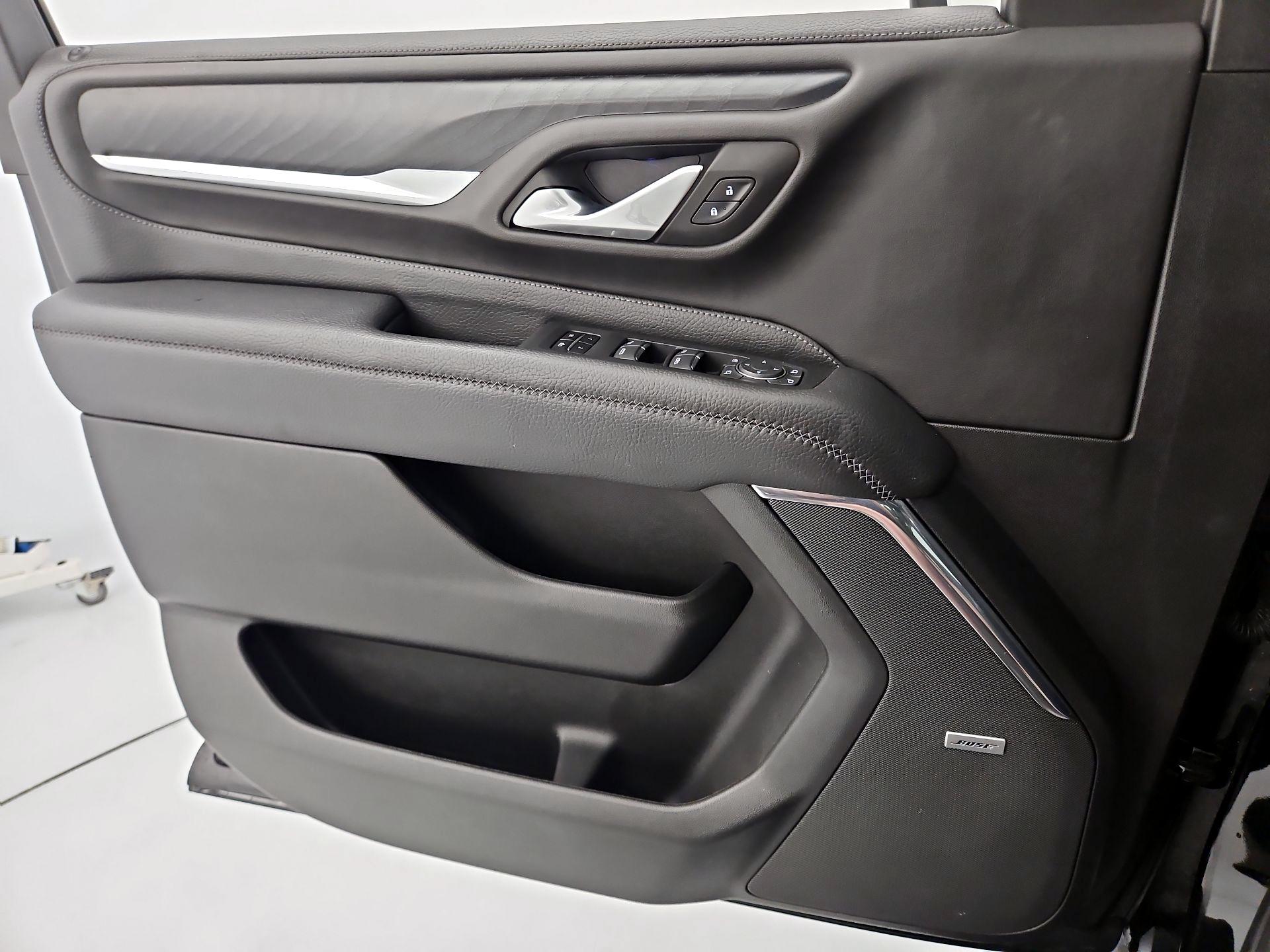 Thumbnail: 2022 GMC Yukon XL - 12