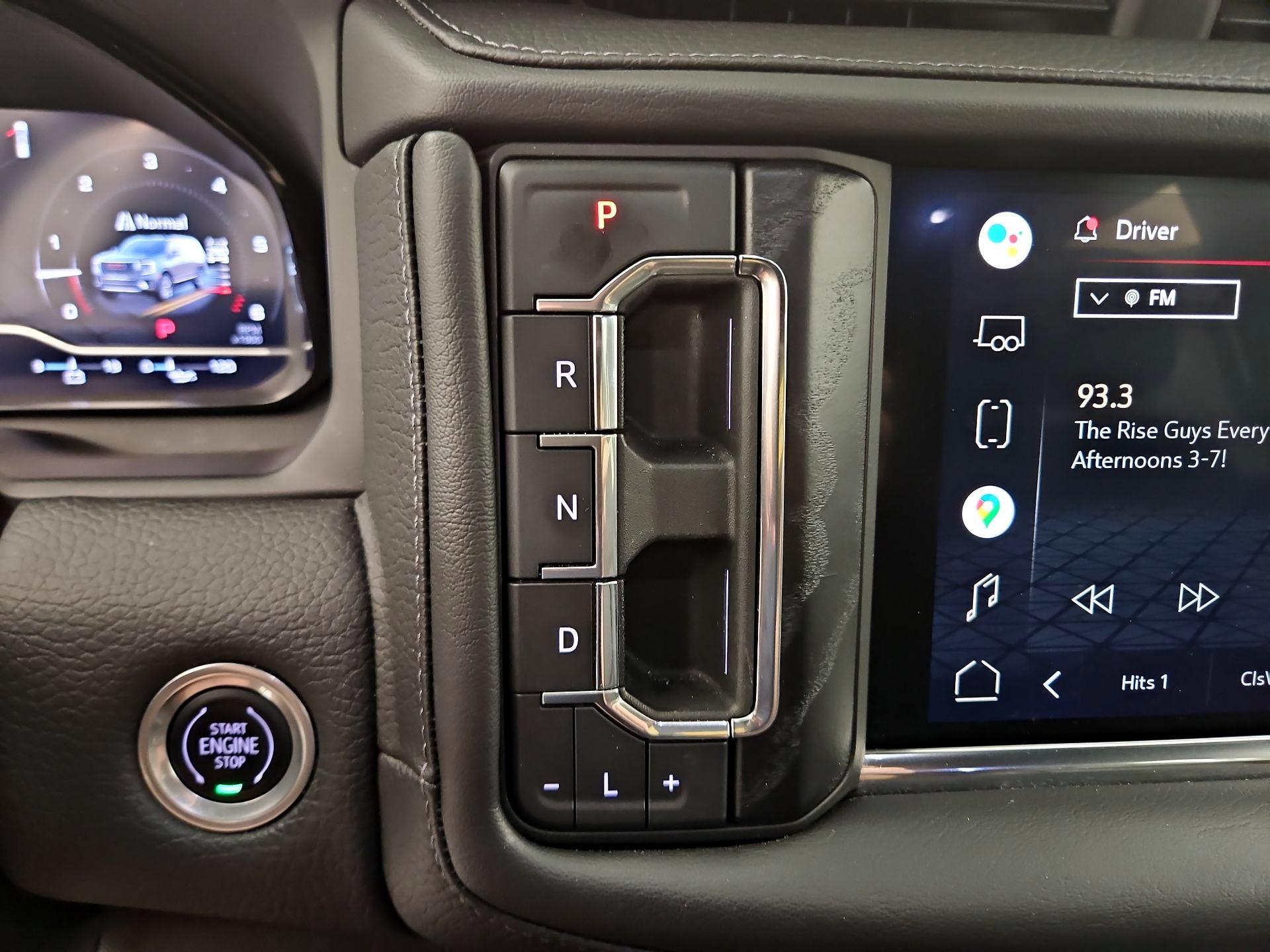 Thumbnail: 2022 GMC Yukon XL - 17