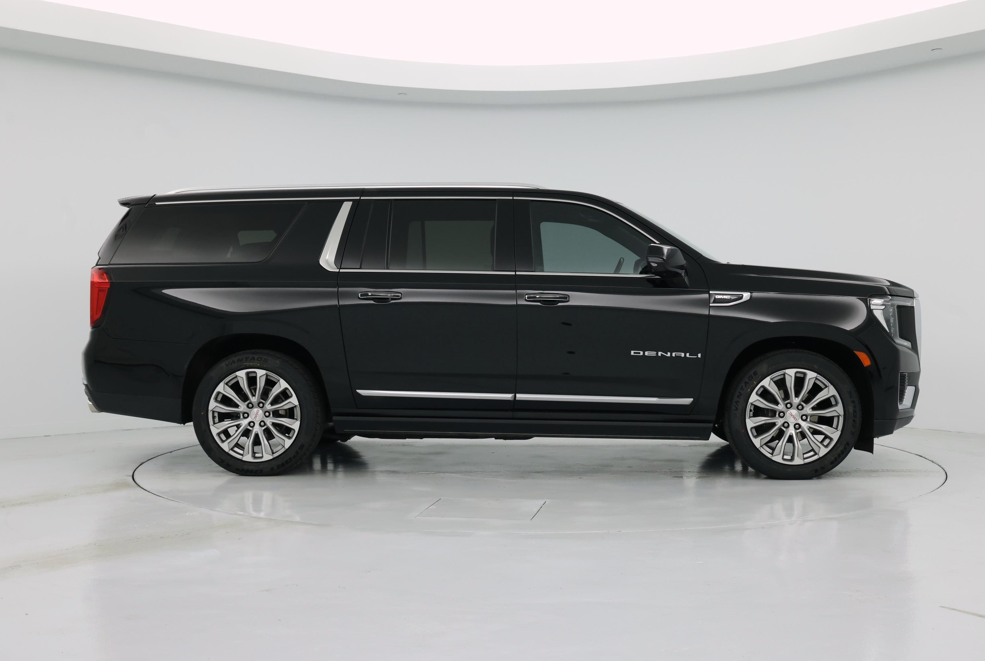 Thumbnail: 2022 GMC Yukon XL - 7