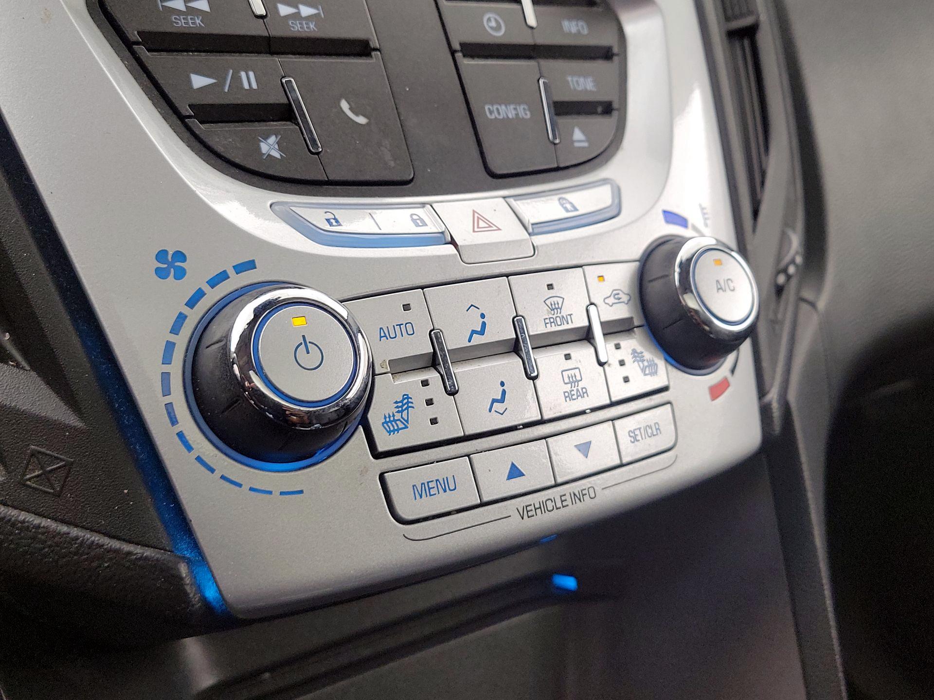 Thumbnail: 2015 Chevrolet Equinox - 15