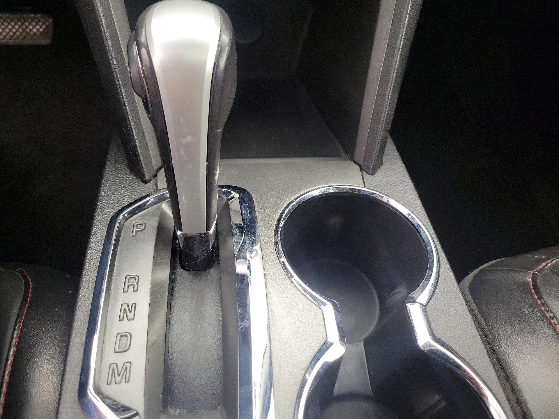 Thumbnail: 2015 Chevrolet Equinox - 16