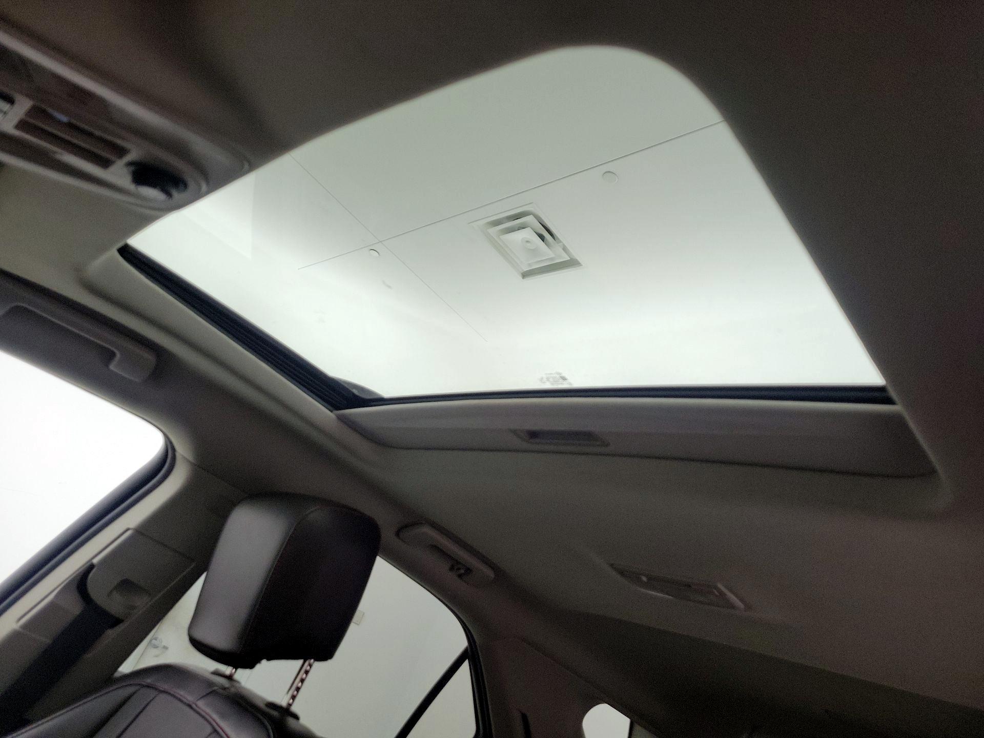 Thumbnail: 2015 Chevrolet Equinox - 18