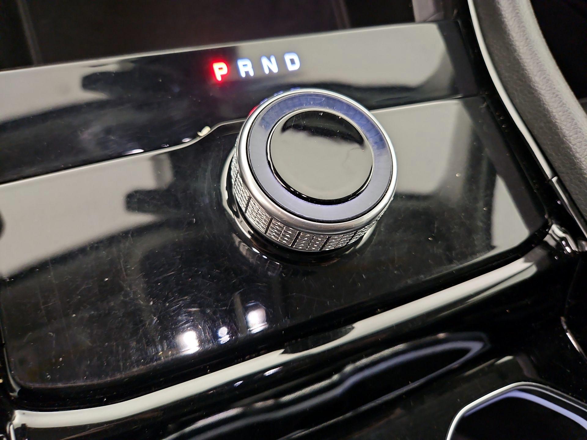 Thumbnail: 2023 Jeep Grand Cherokee - 18