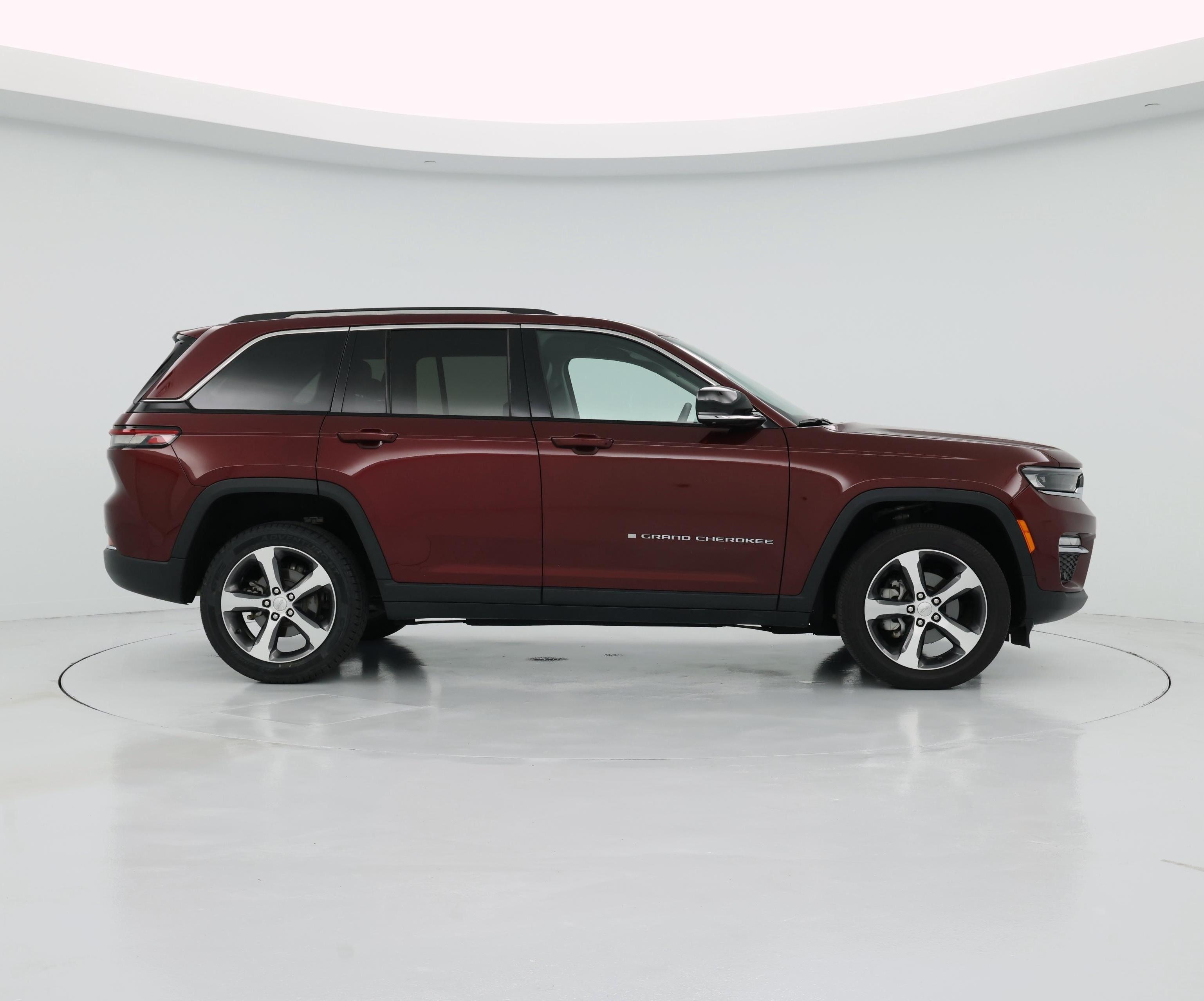 Thumbnail: 2023 Jeep Grand Cherokee - 7