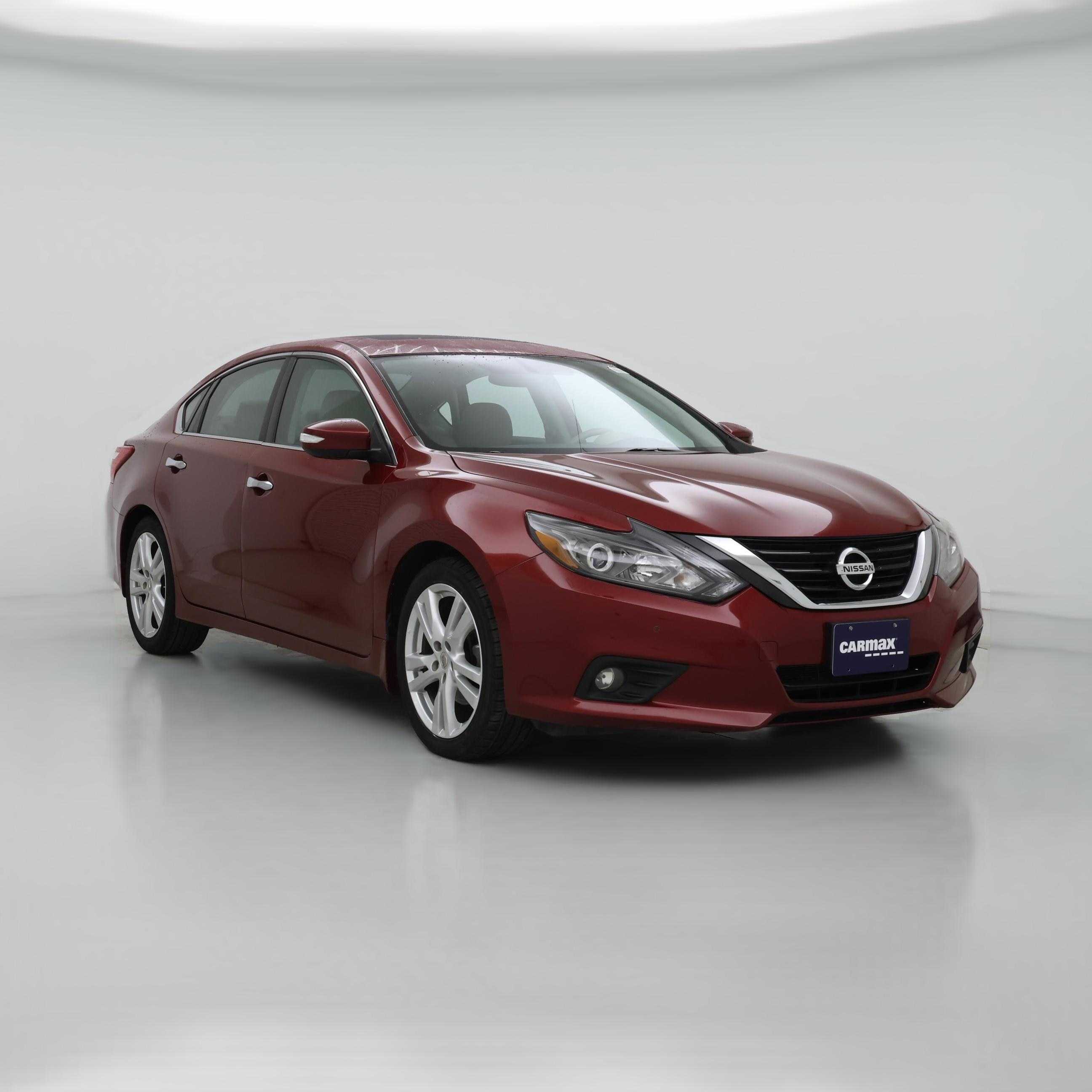 Thumbnail: 2017 Nissan Altima - 1