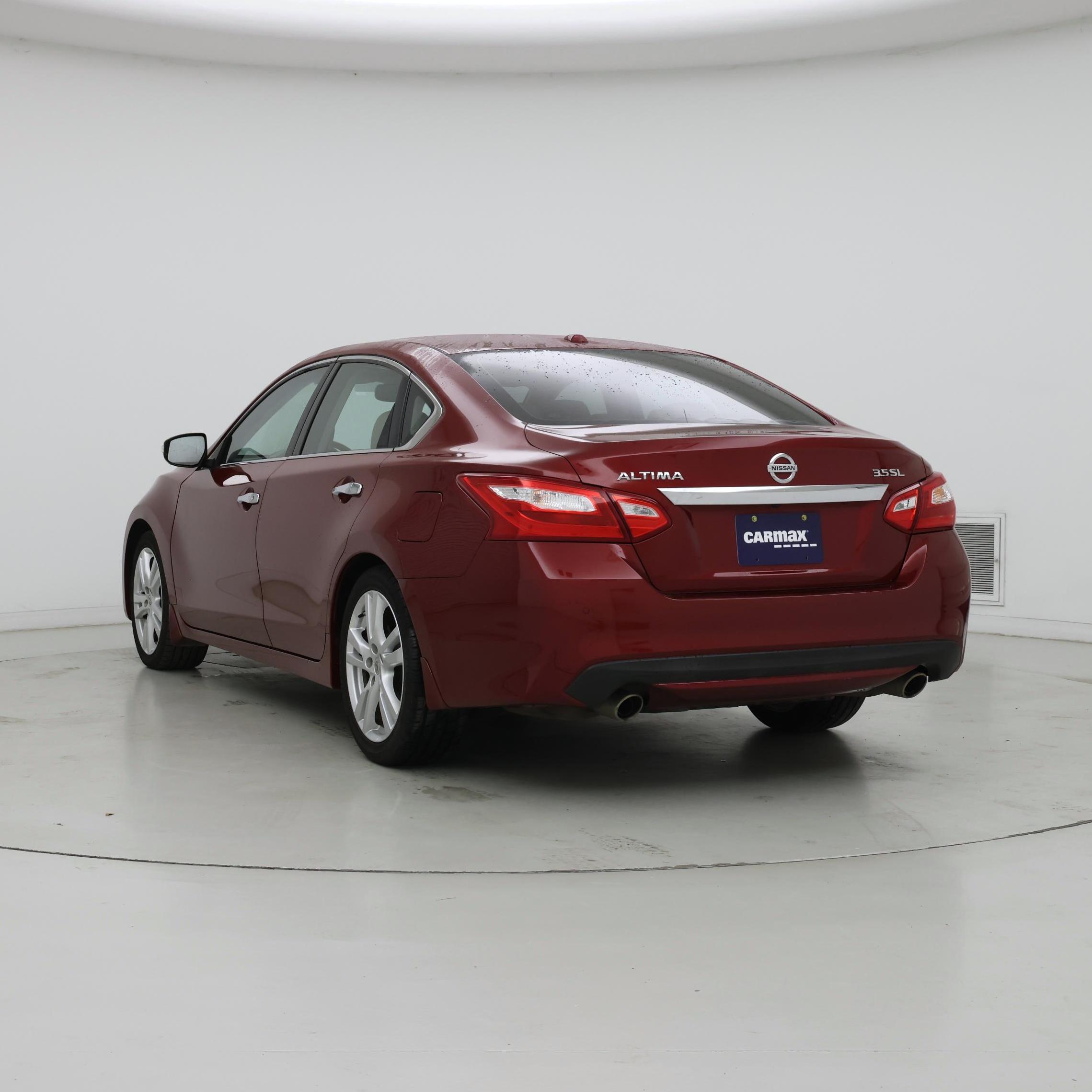 Thumbnail: 2017 Nissan Altima - 2